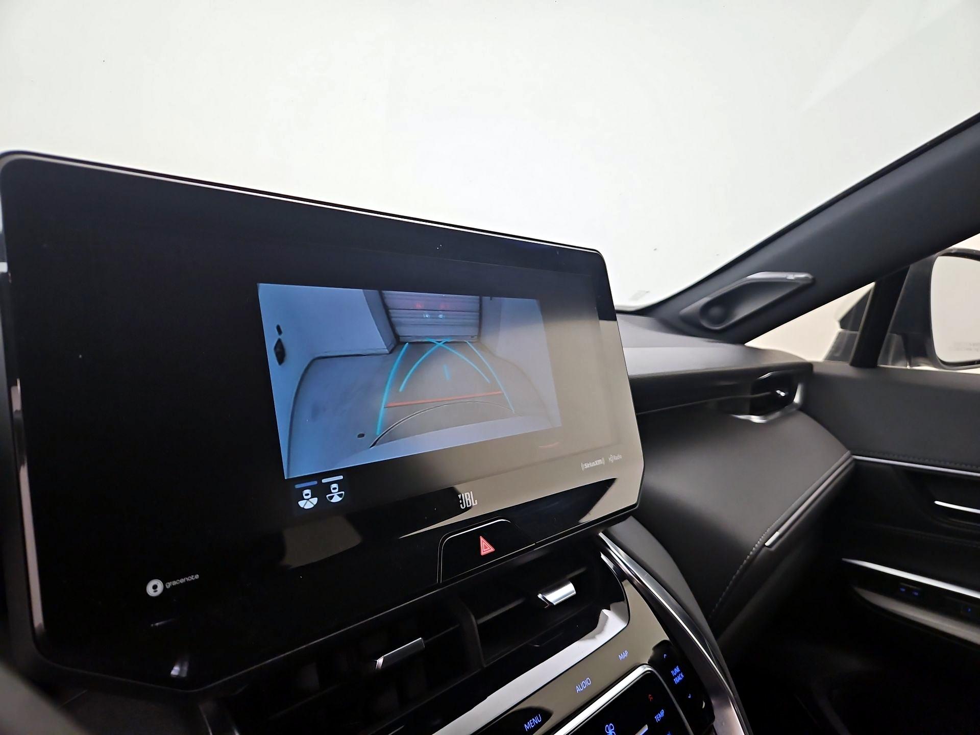 Thumbnail: 2021 Toyota Venza - 15