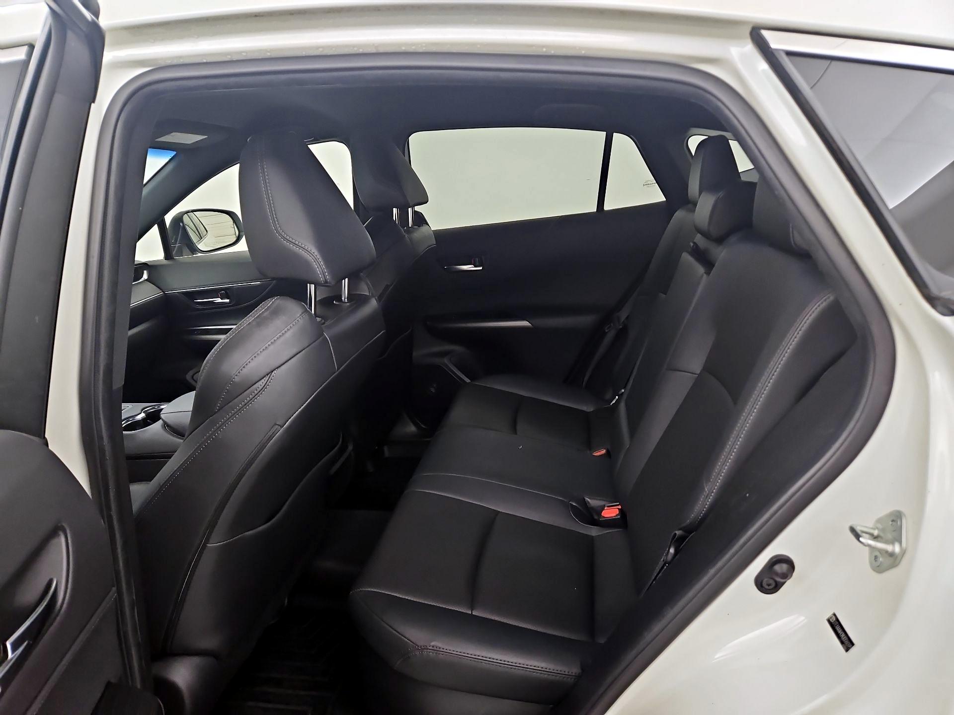 Thumbnail: 2021 Toyota Venza - 20