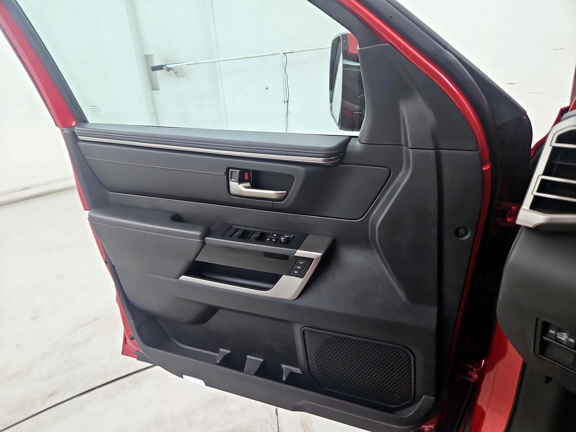 Thumbnail: 2023 Toyota Tundra - 12