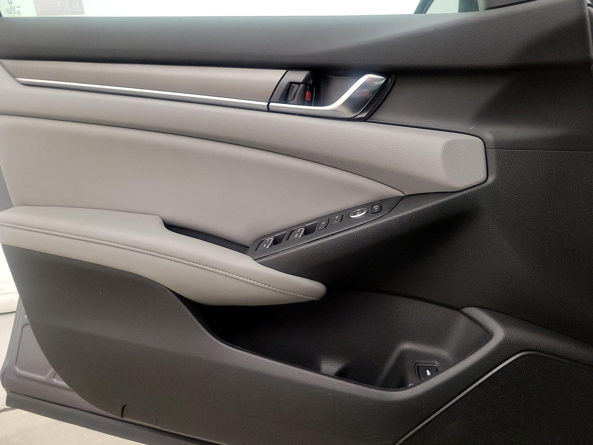 Thumbnail: 2020 Honda Accord - 12