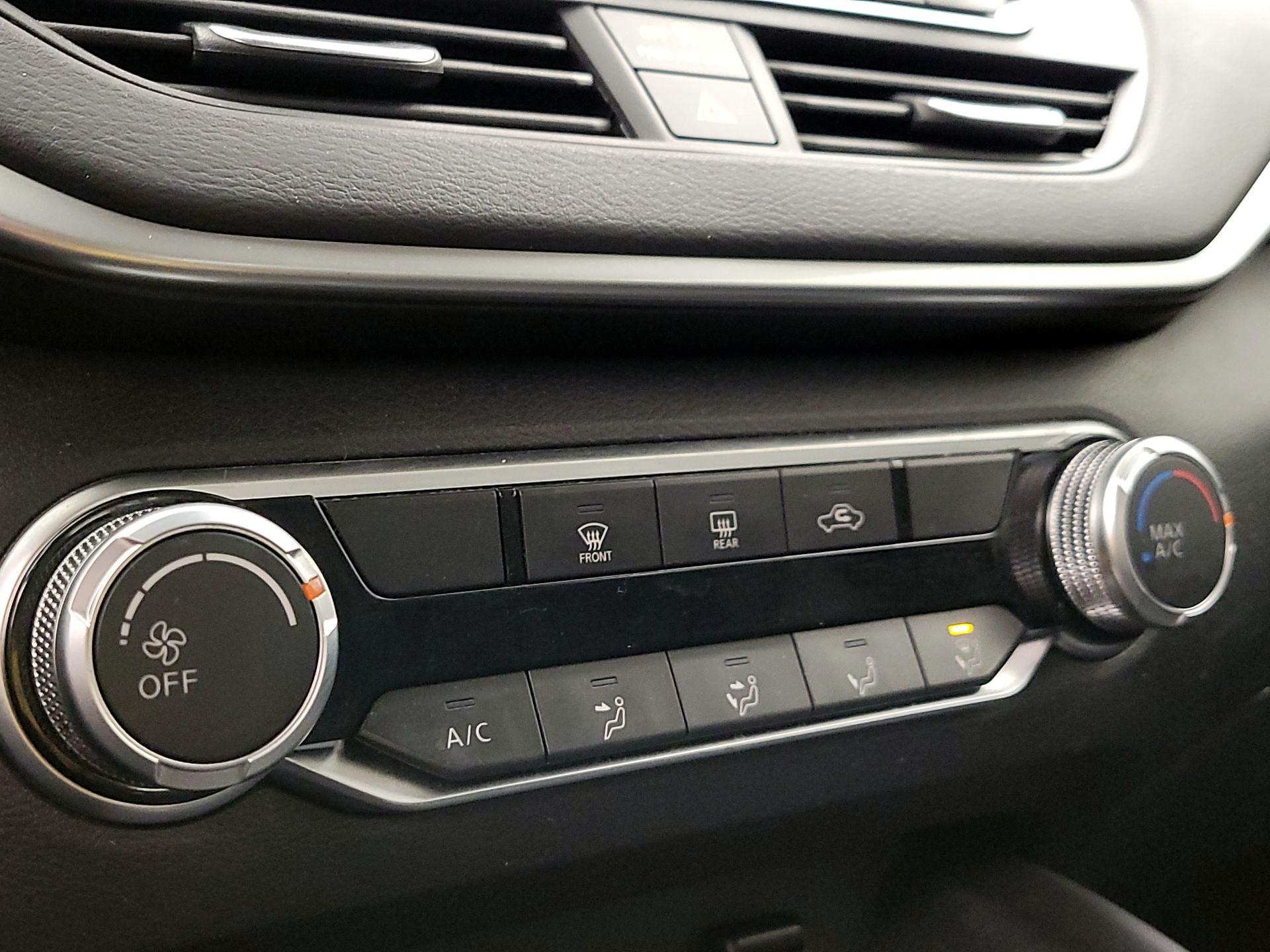 Thumbnail: 2022 Nissan Altima - 16