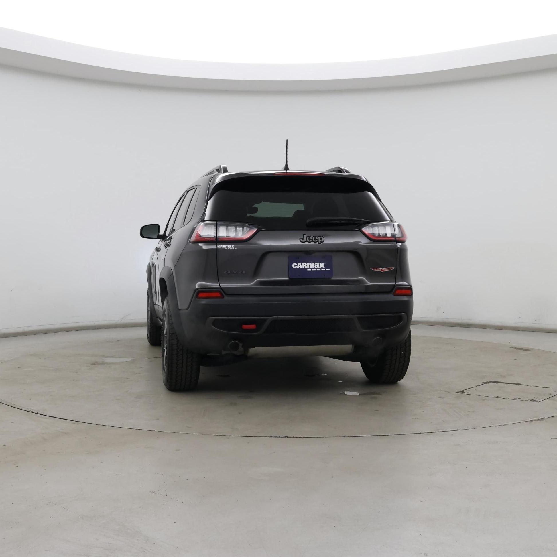 Thumbnail: 2022 Jeep Cherokee - 6