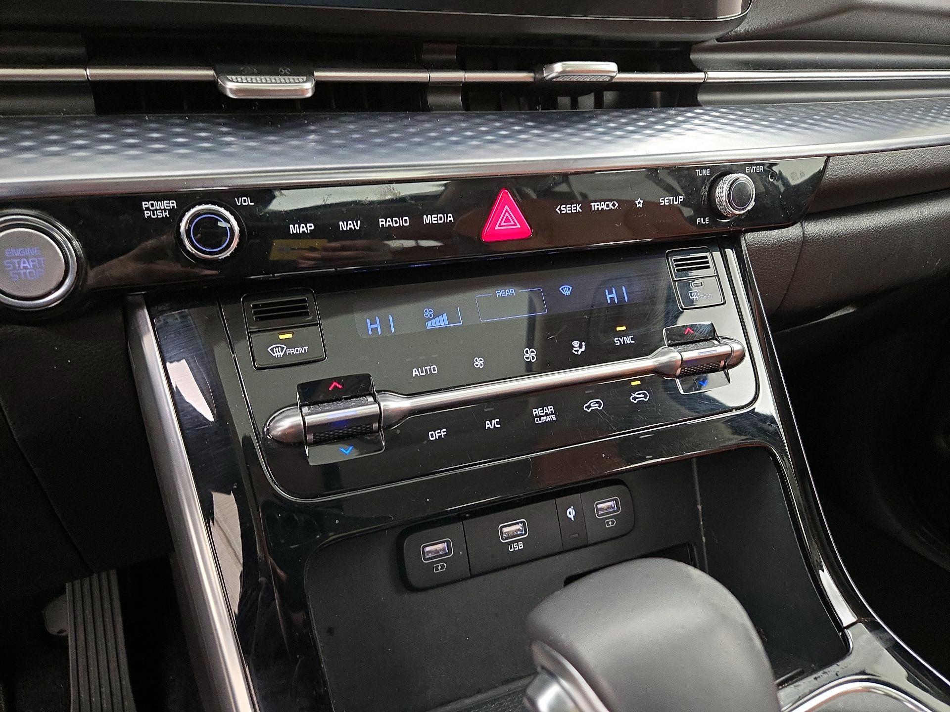 Thumbnail: 2024 Kia Carnival - 17