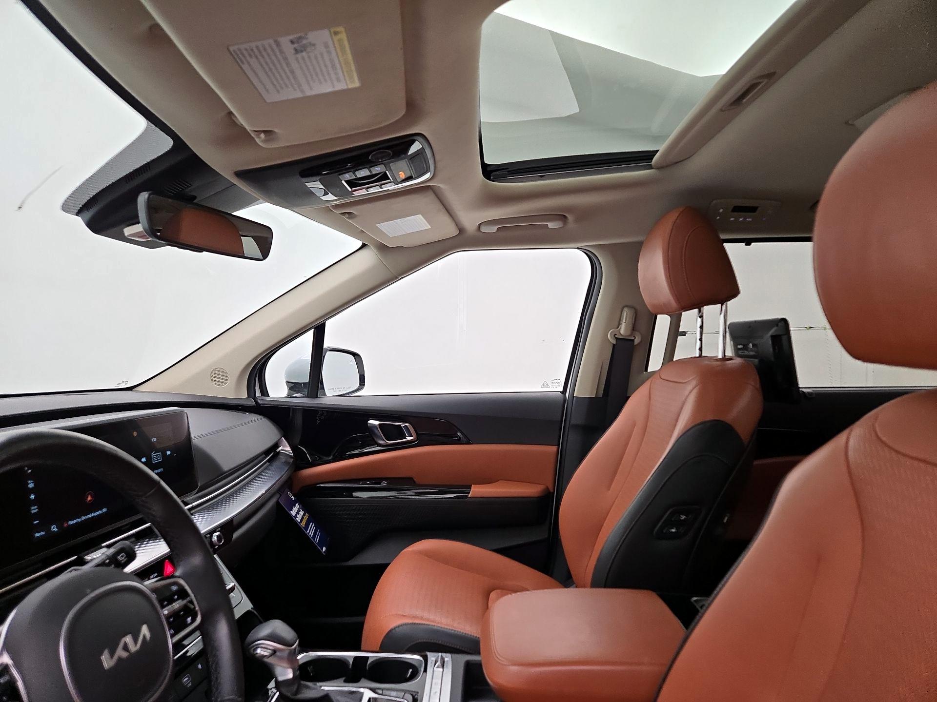 Thumbnail: 2024 Kia Carnival - 20