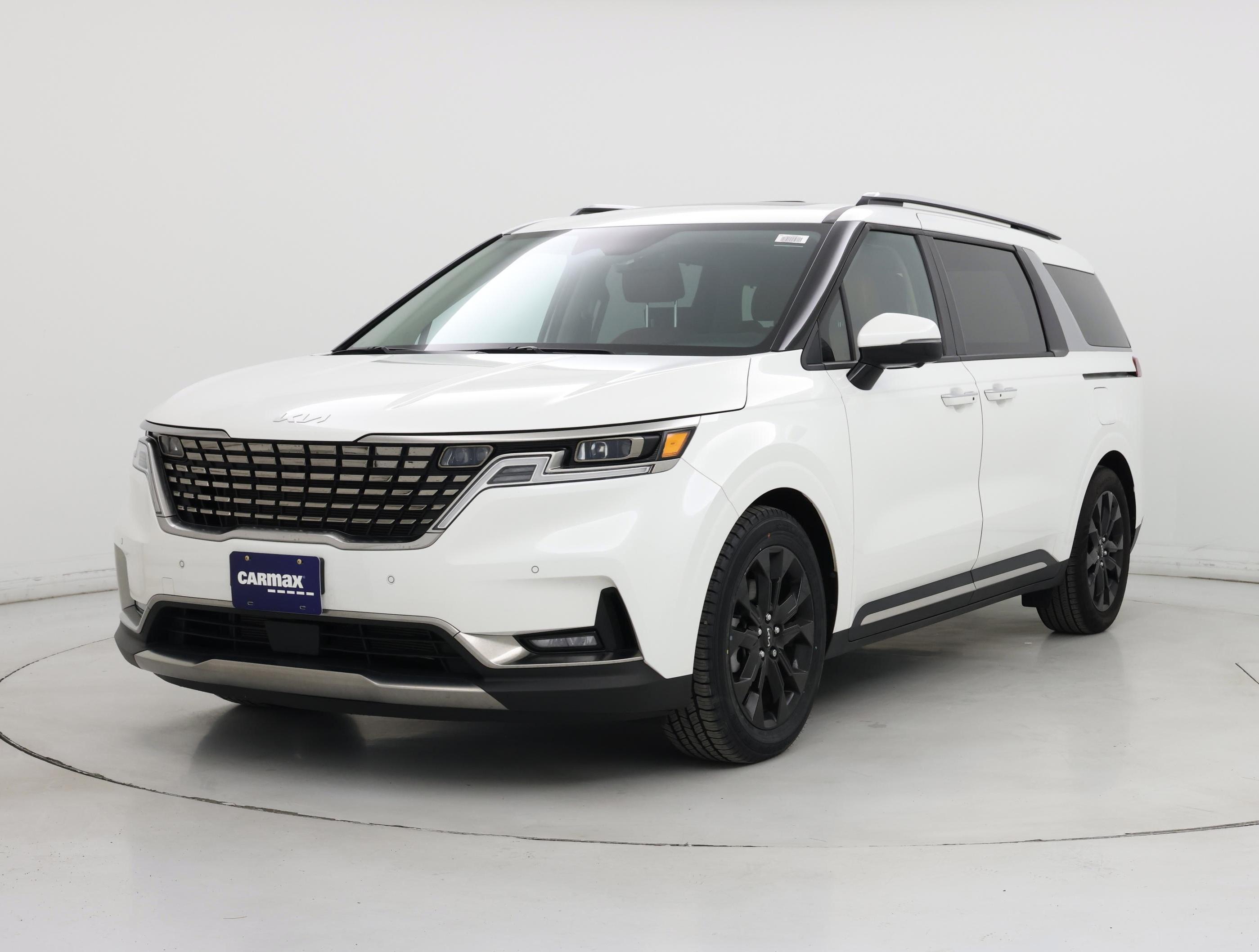 Thumbnail: 2024 Kia Carnival - 4
