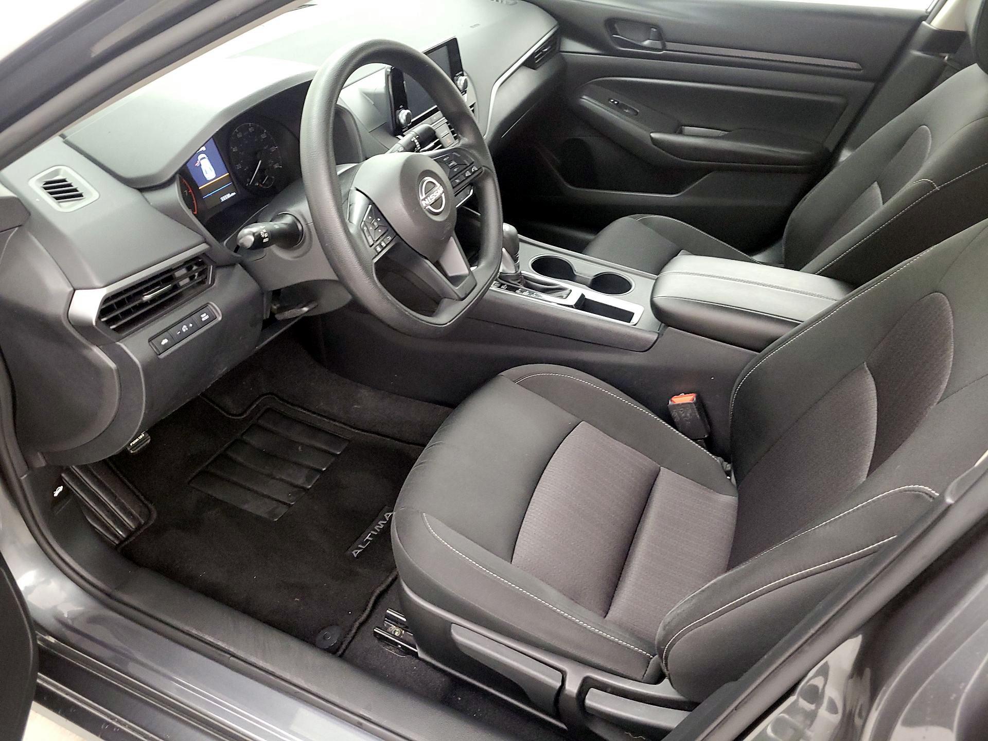 Thumbnail: 2023 Nissan Altima - 11