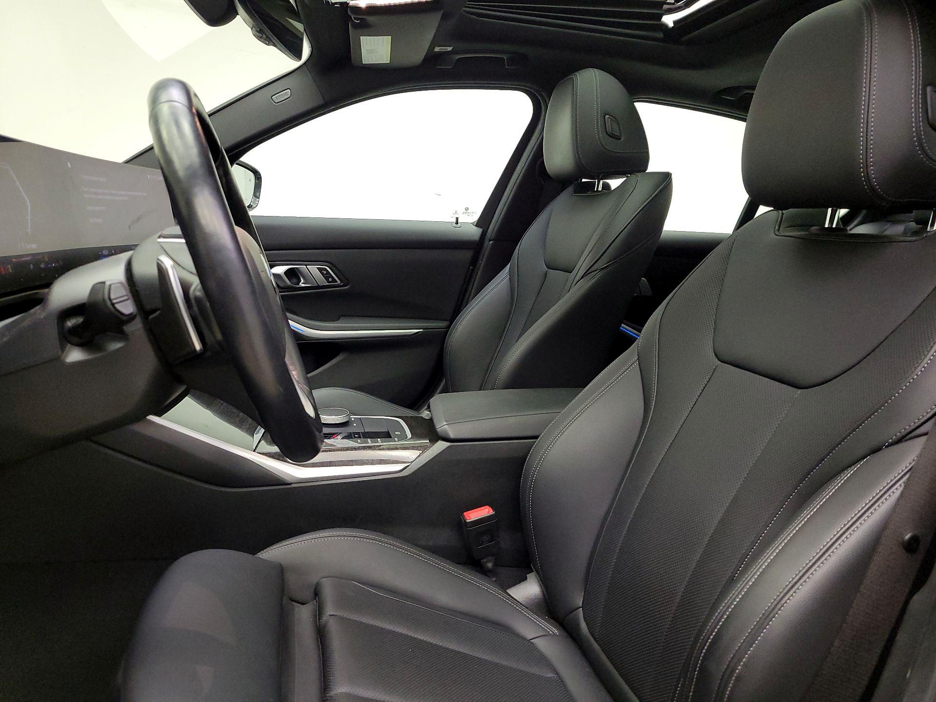 Thumbnail: 2023 BMW 3 Series - 11