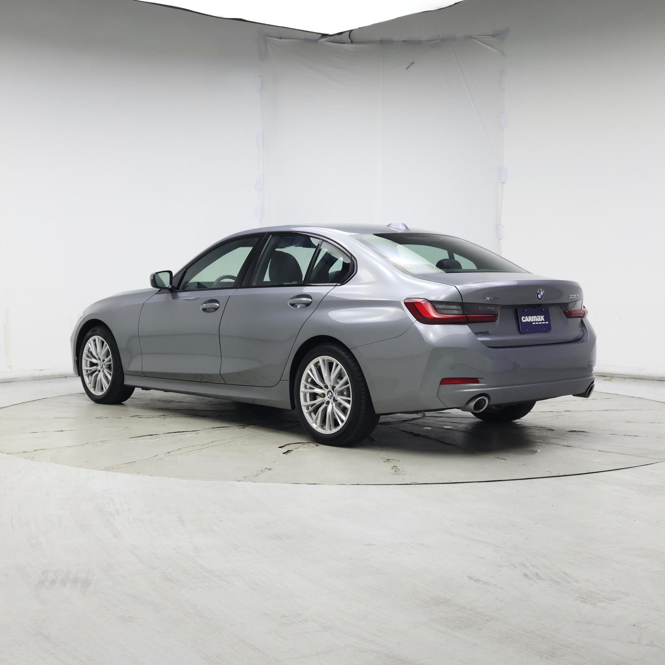 Thumbnail: 2023 BMW 3 Series - 2