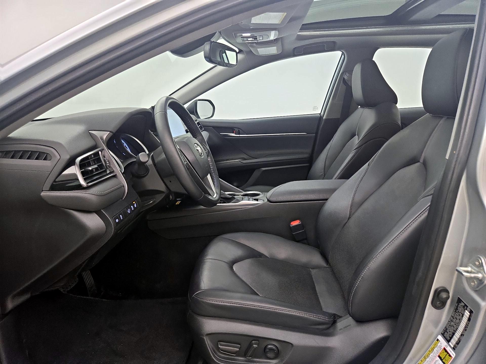 Thumbnail: 2022 Toyota Camry - 11