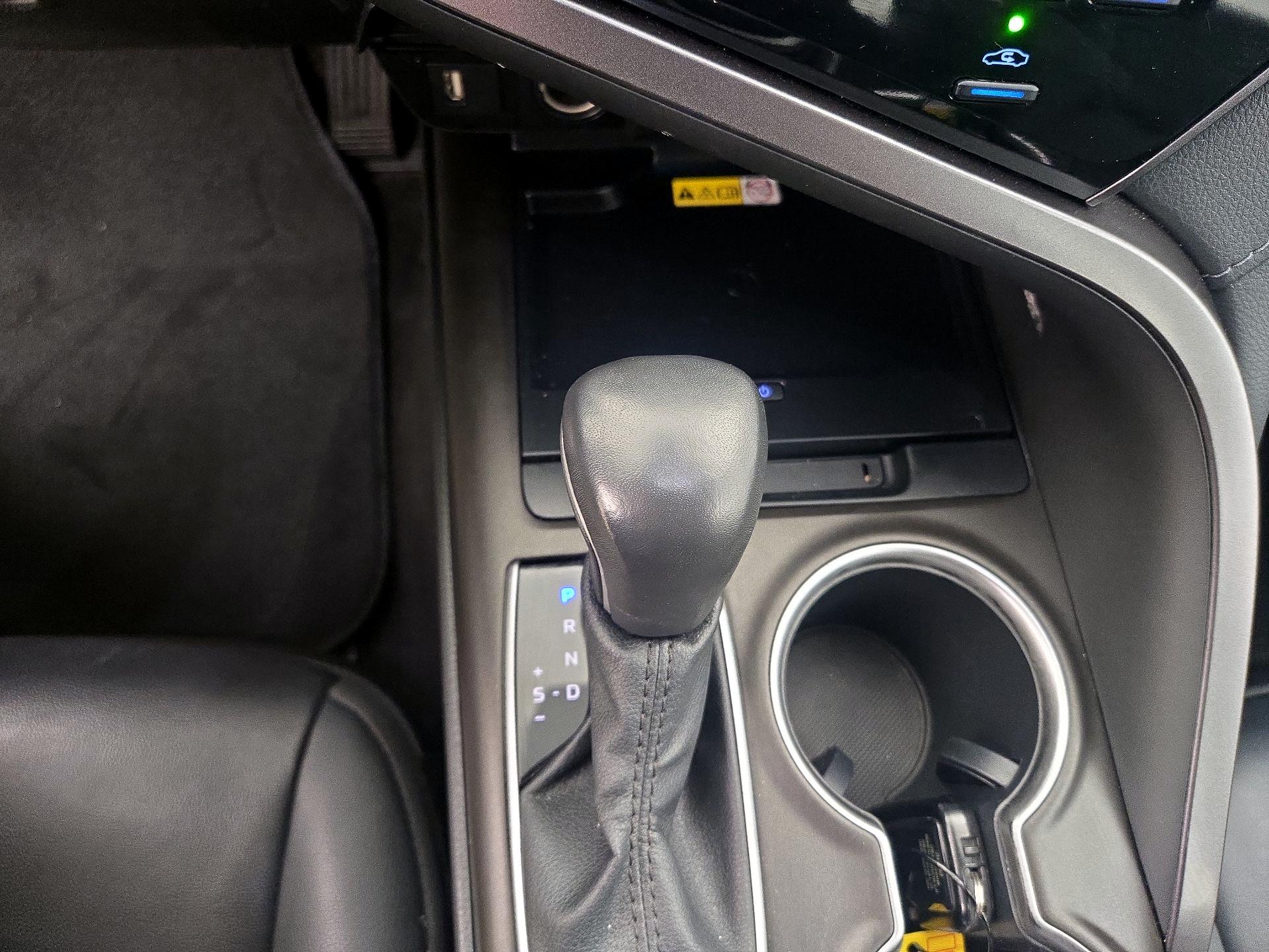 Thumbnail: 2022 Toyota Camry - 17