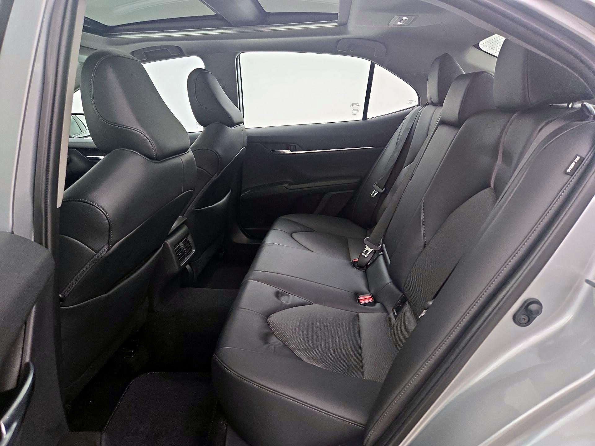 Thumbnail: 2022 Toyota Camry - 20