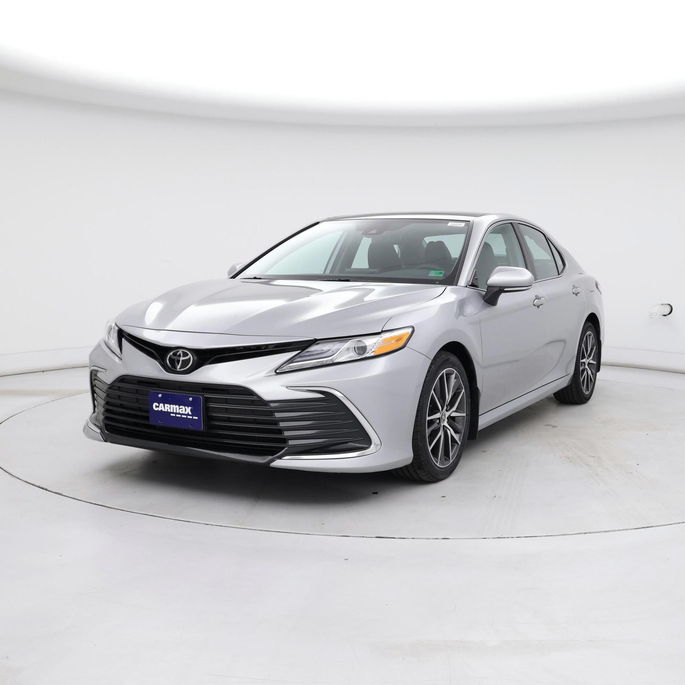Thumbnail: 2022 Toyota Camry - 4