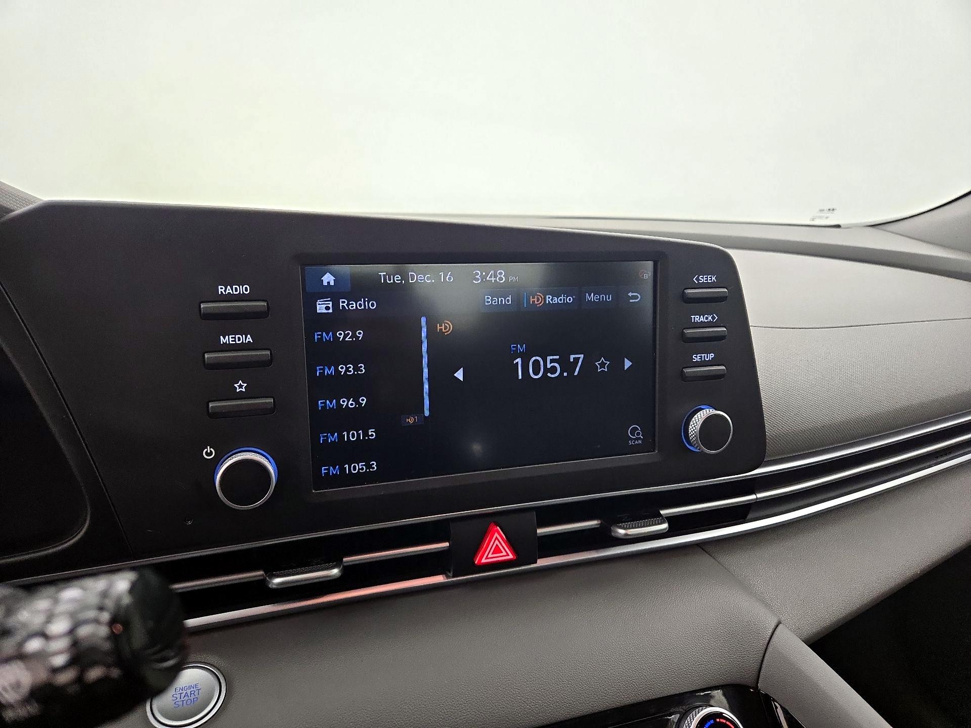 Thumbnail: 2023 Hyundai Elantra - 15