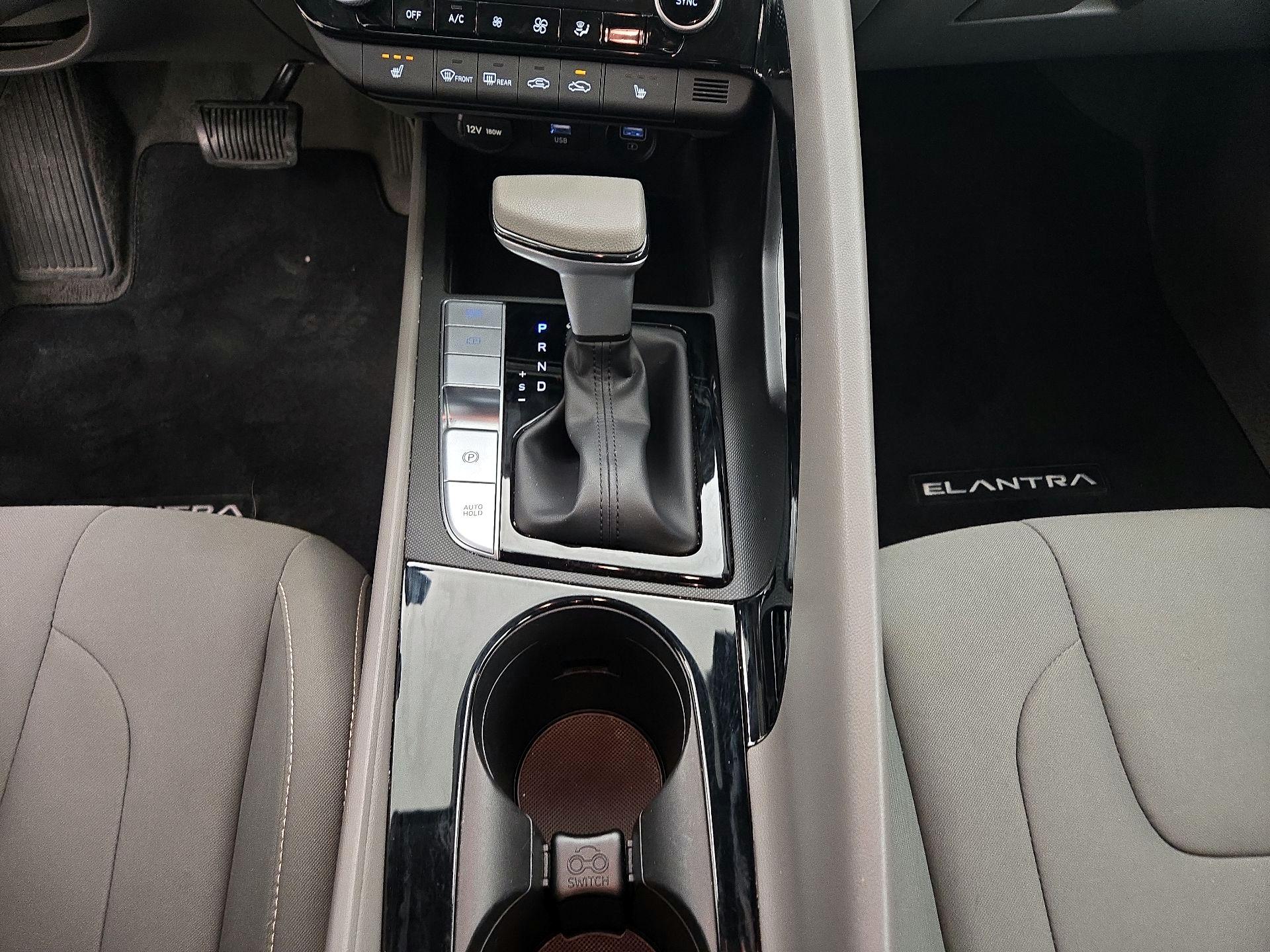 Thumbnail: 2023 Hyundai Elantra - 17