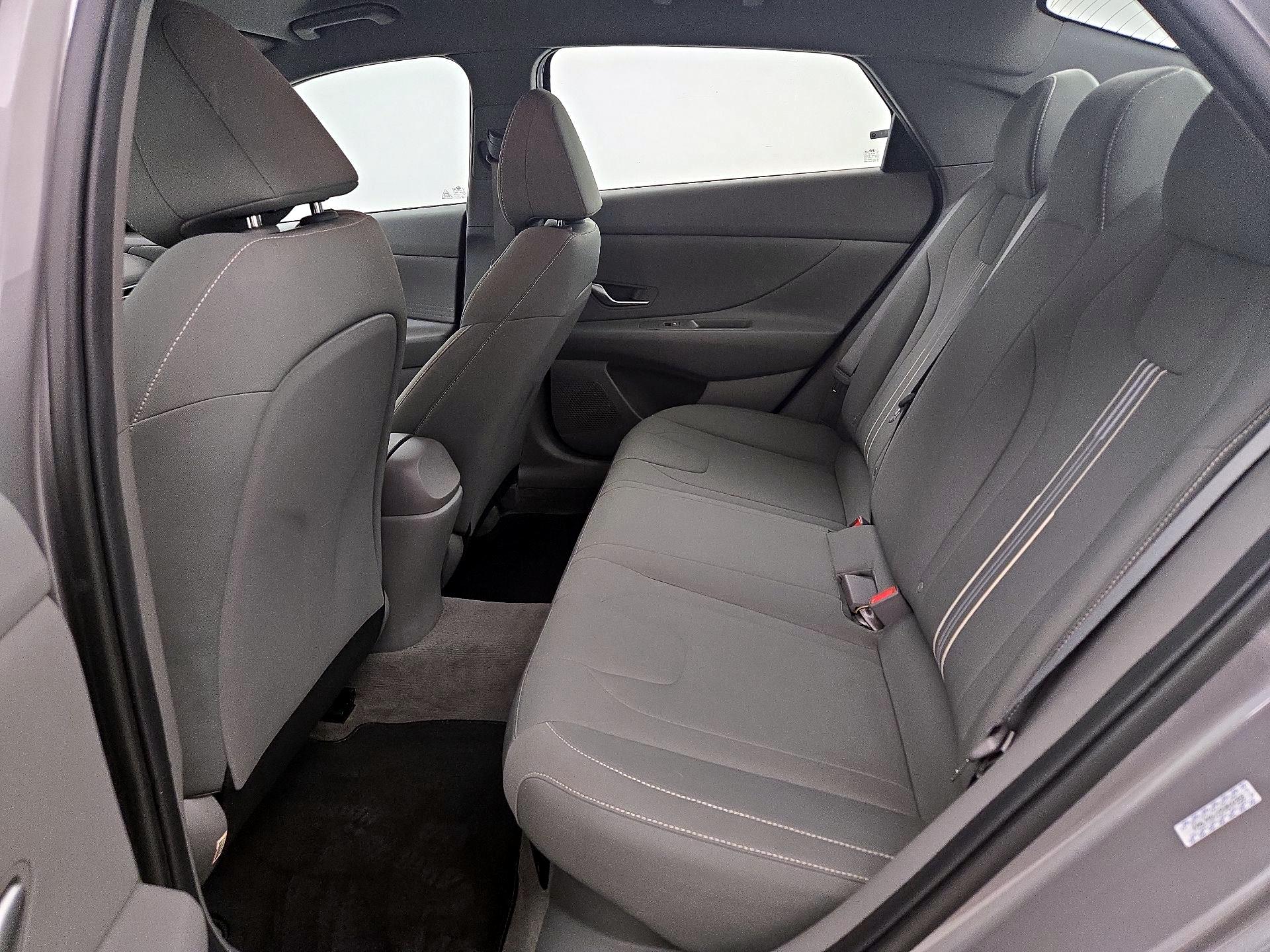 Thumbnail: 2023 Hyundai Elantra - 19