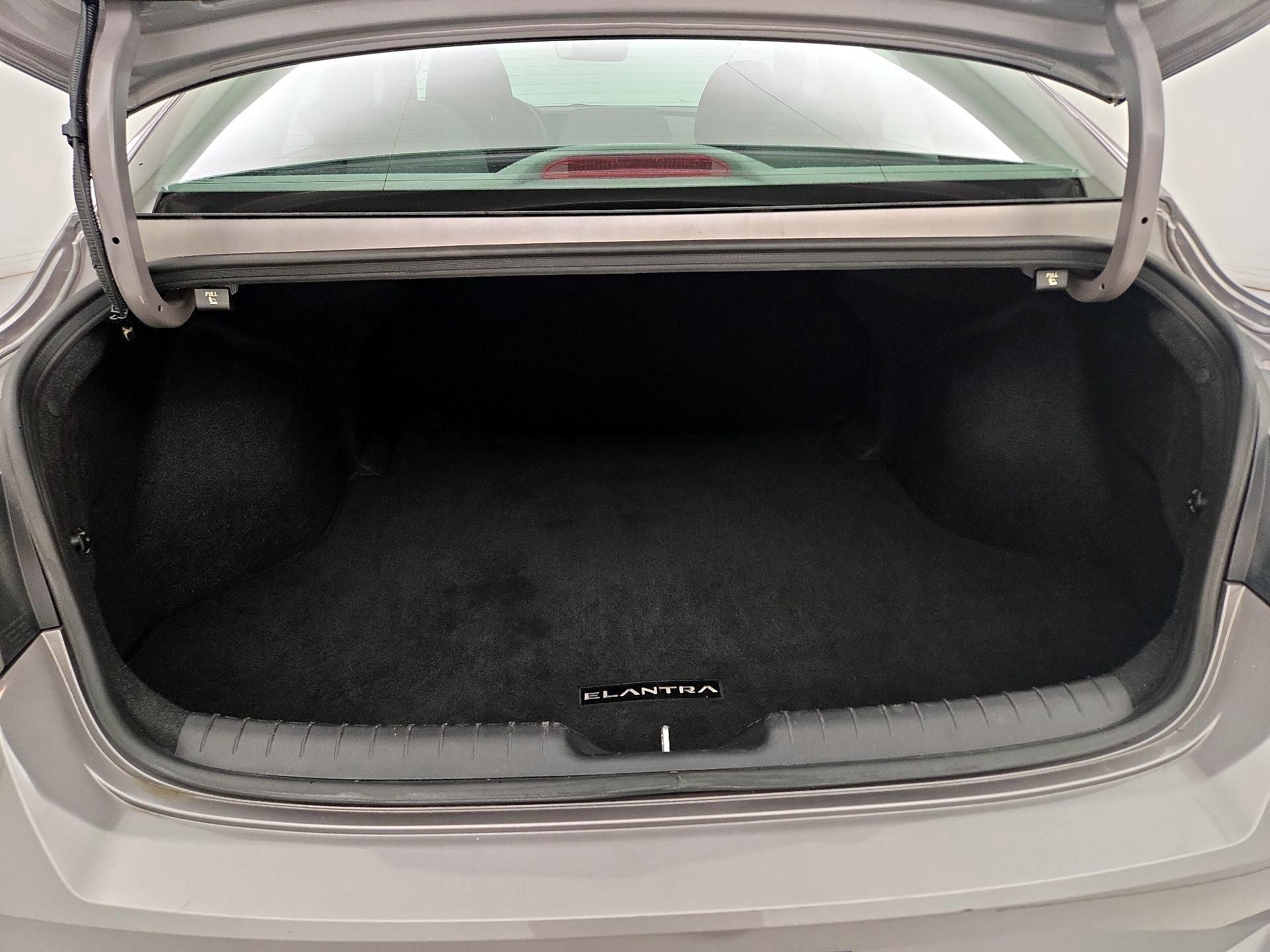 Thumbnail: 2023 Hyundai Elantra - 20