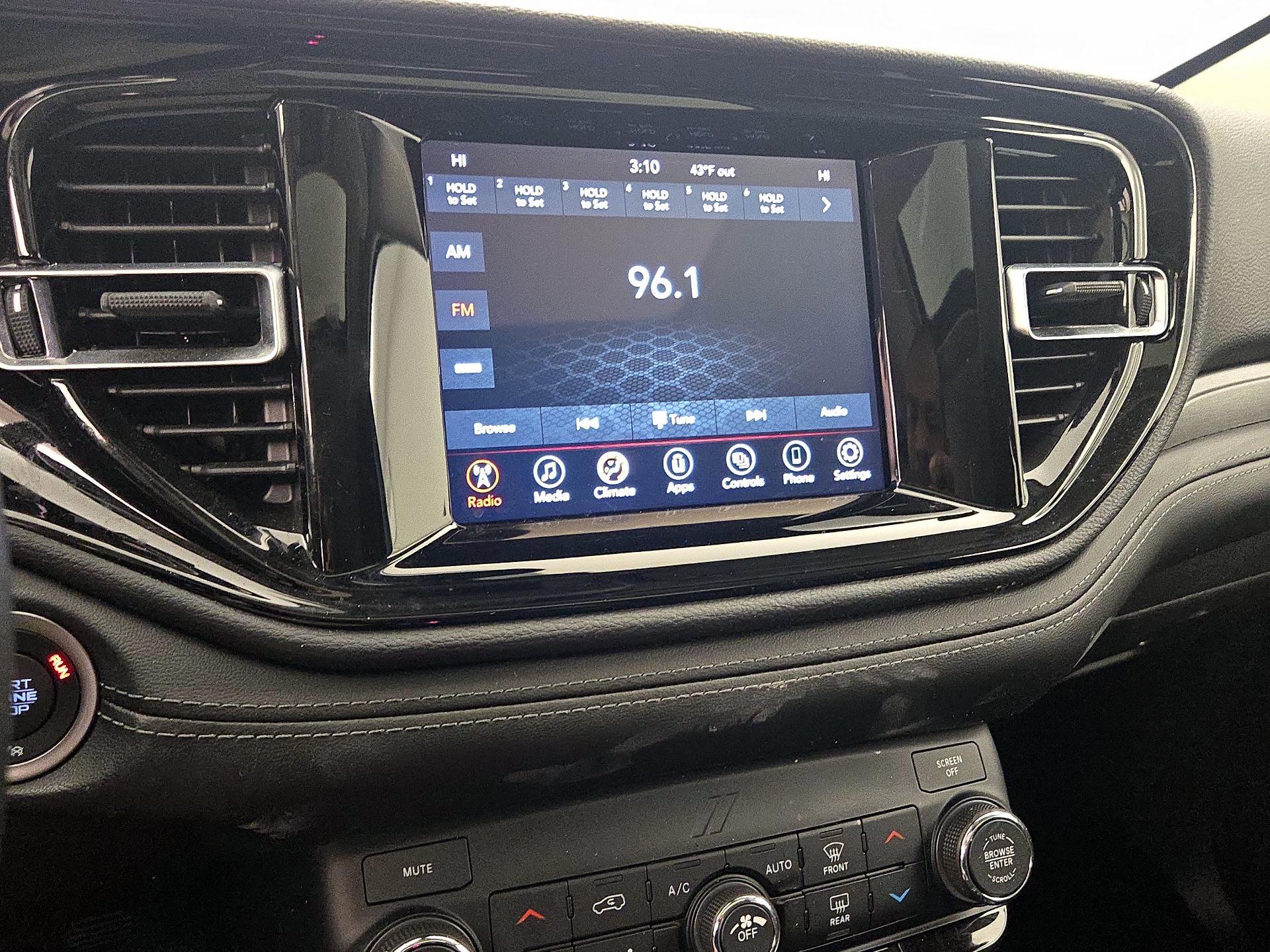 Thumbnail: 2022 Dodge Durango - 15