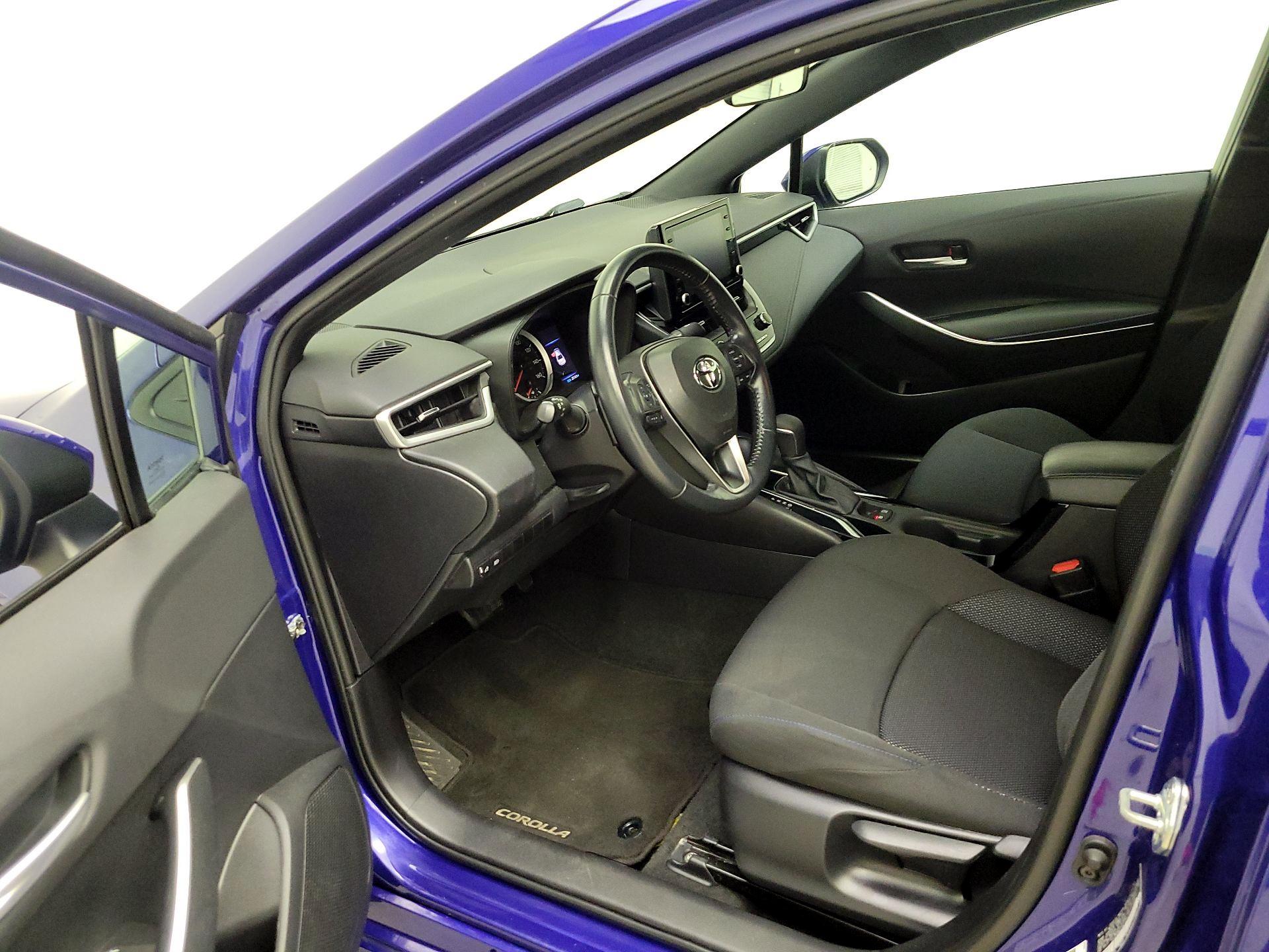 Thumbnail: 2022 Toyota Corolla - 11