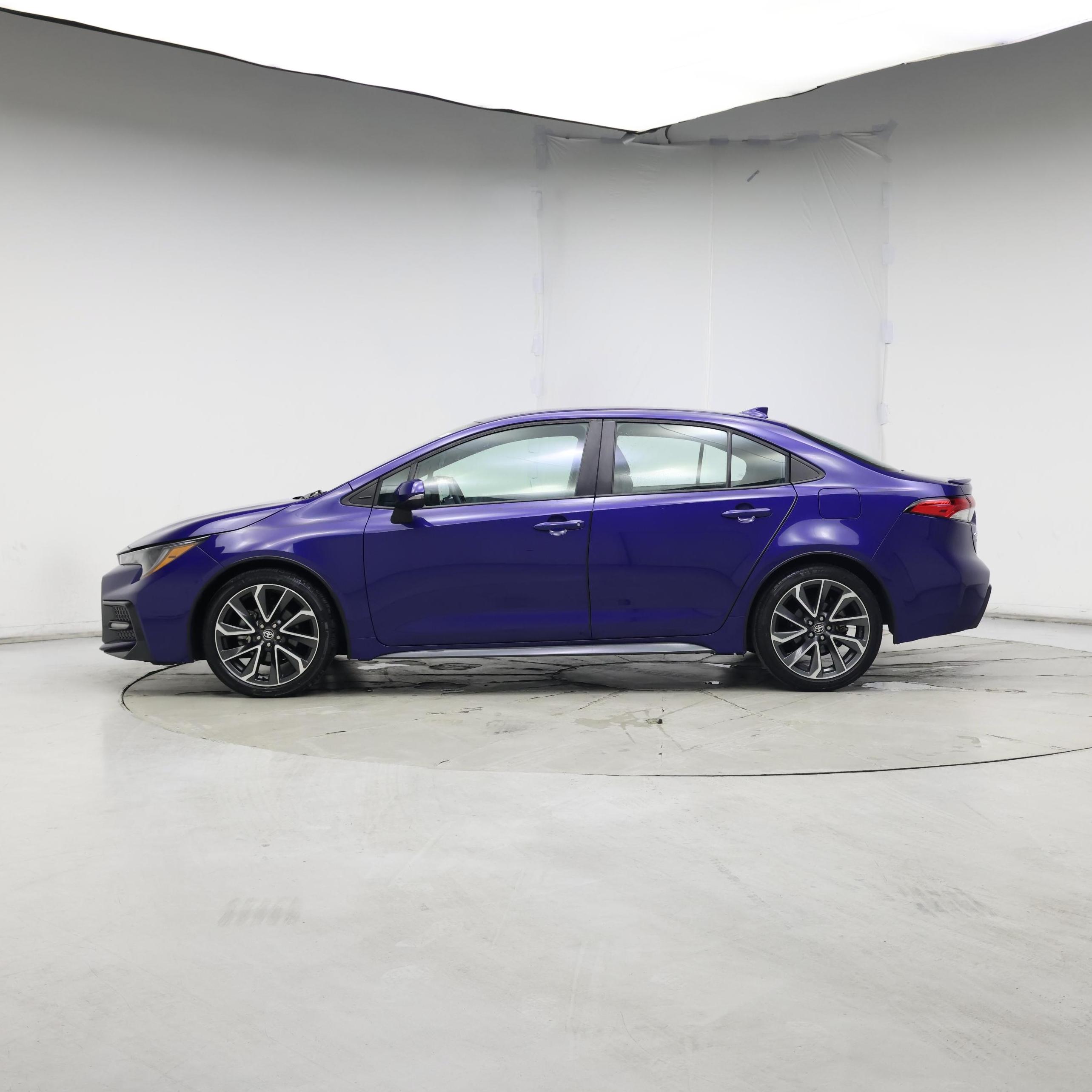 Thumbnail: 2022 Toyota Corolla - 3