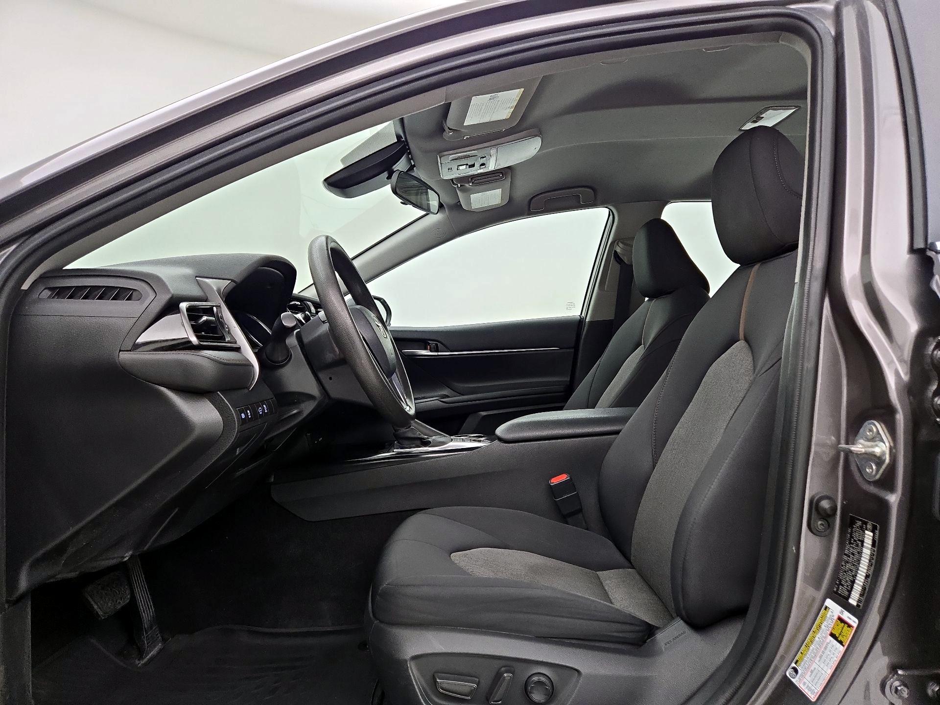 Thumbnail: 2020 Toyota Camry - 11