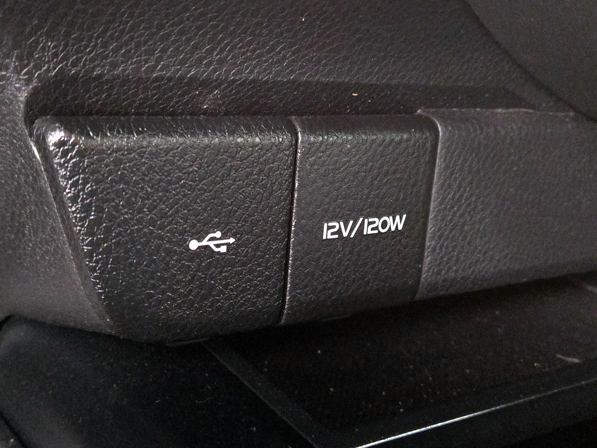 Thumbnail: 2020 Toyota Camry - 17