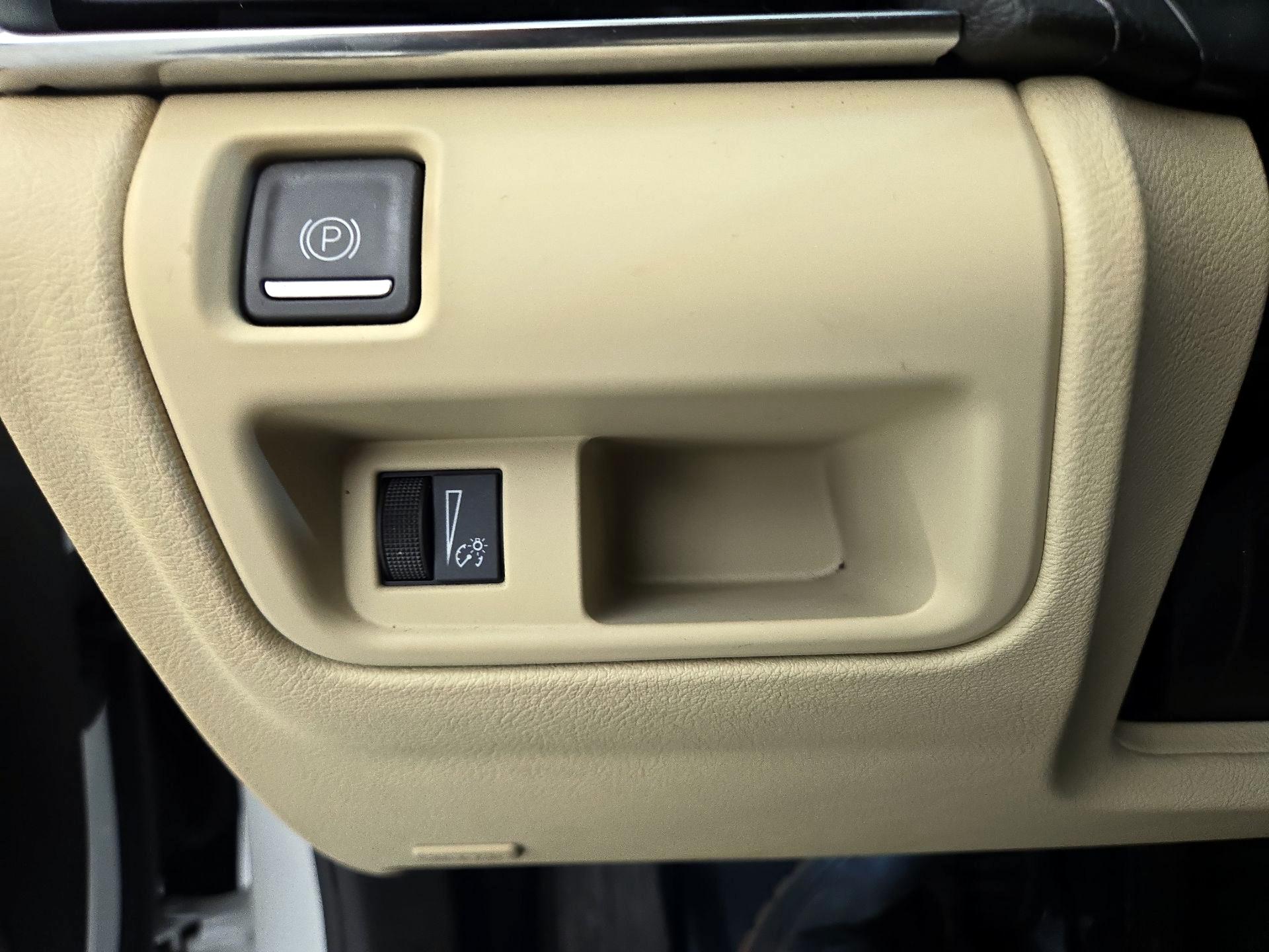 Thumbnail: 2023 Cadillac CT5 - 13