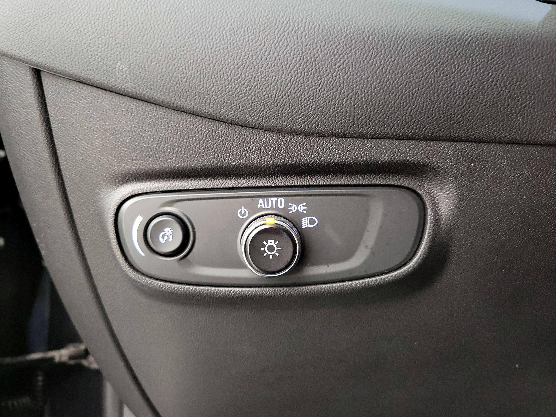 Thumbnail: 2023 Chevrolet Equinox - 13