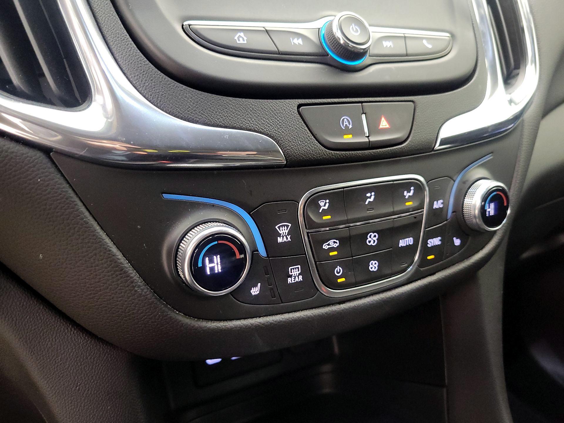 Thumbnail: 2022 Chevrolet Equinox - 16