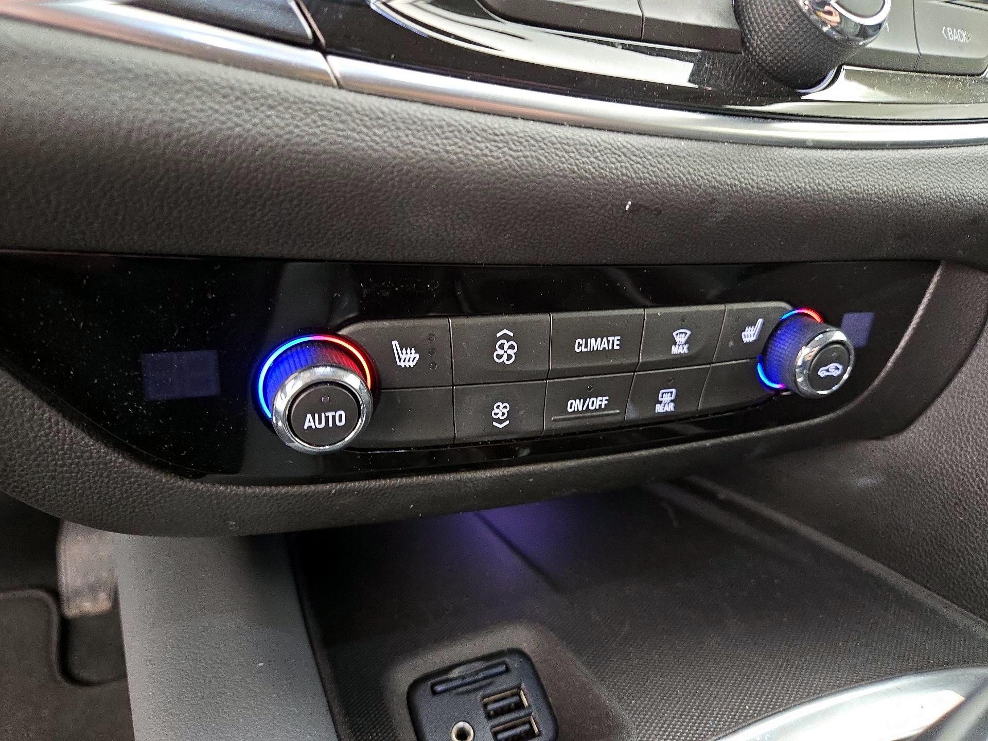 Thumbnail: 2021 Buick Enclave - 17