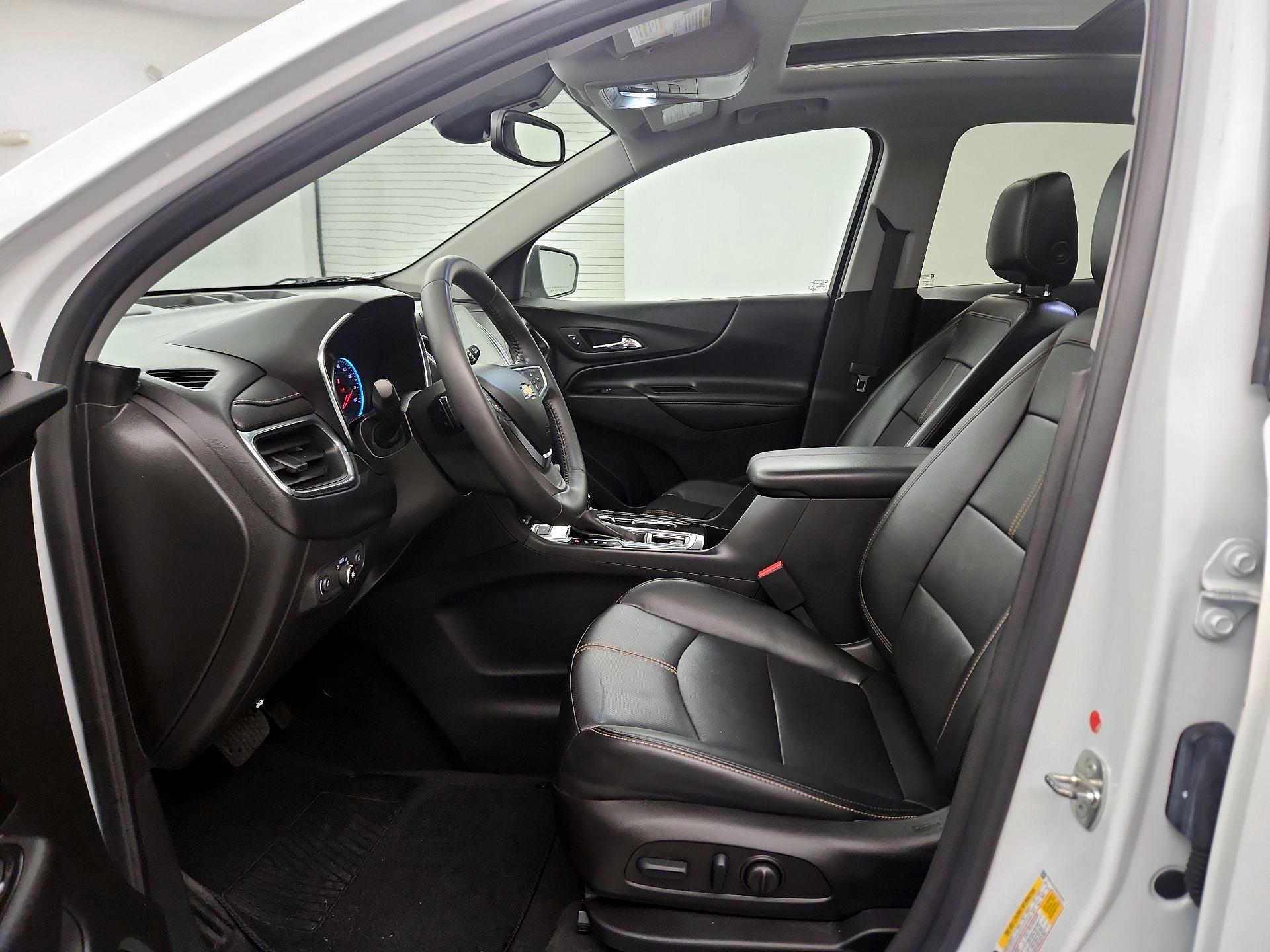 Thumbnail: 2022 Chevrolet Equinox - 9