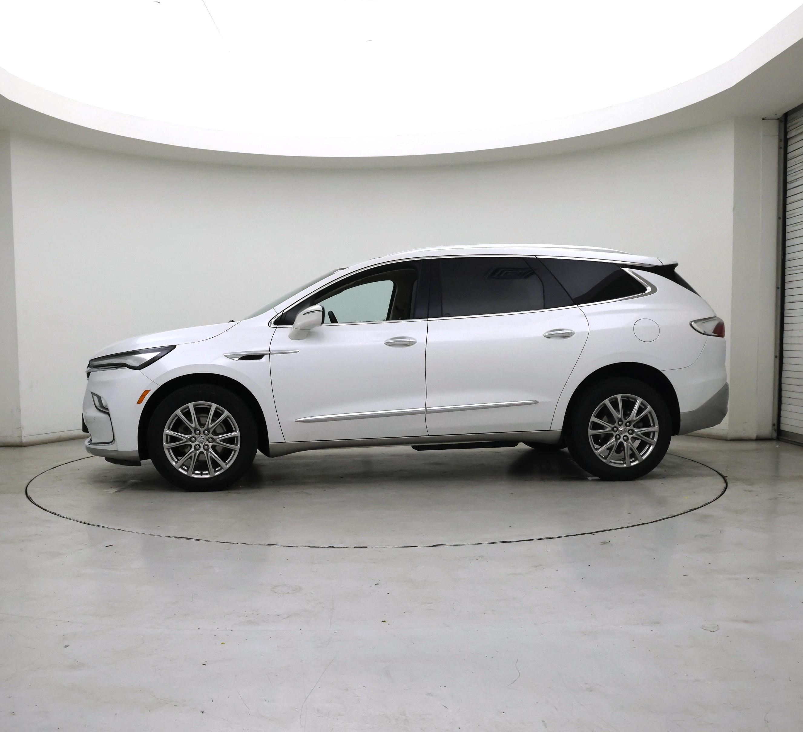 Thumbnail: 2023 Buick Enclave - 3