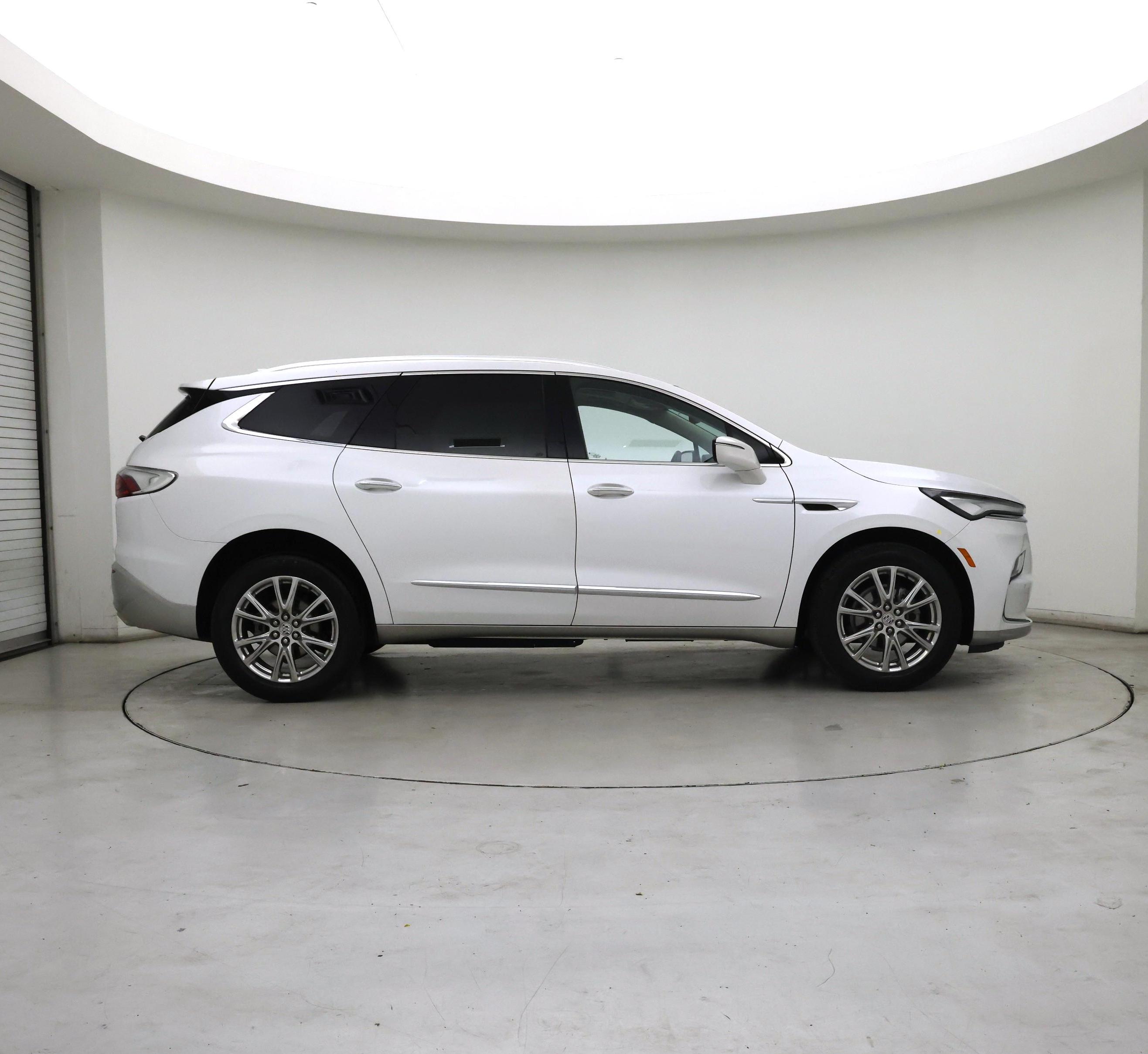 Thumbnail: 2023 Buick Enclave - 7