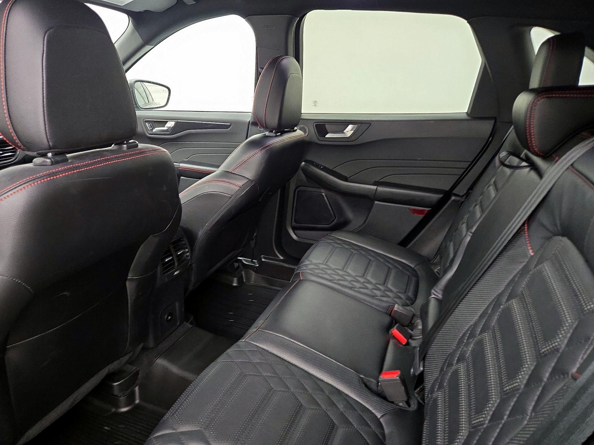 Thumbnail: 2023 Ford Escape - 20