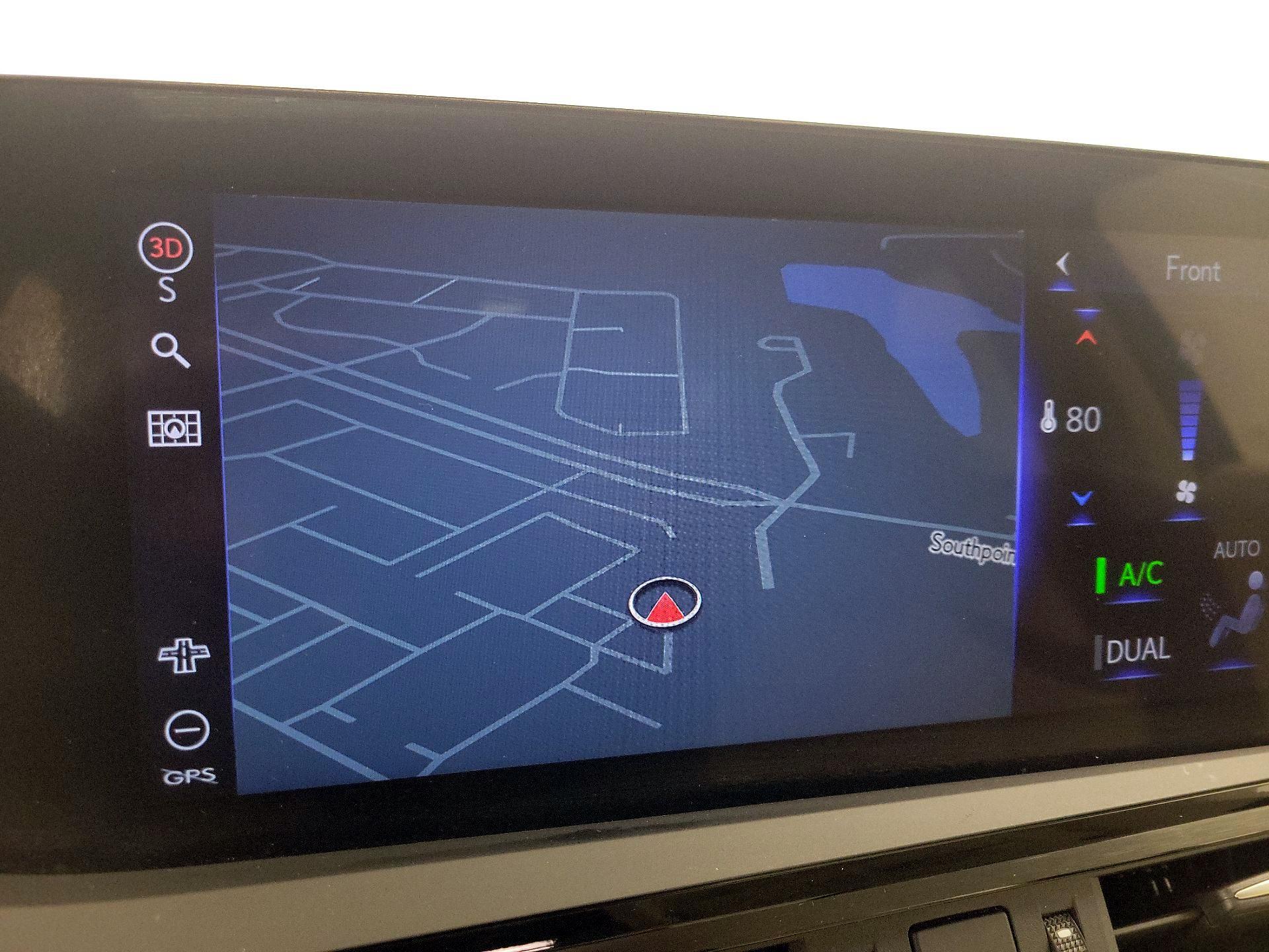 Thumbnail: 2022 Lexus ES - 14