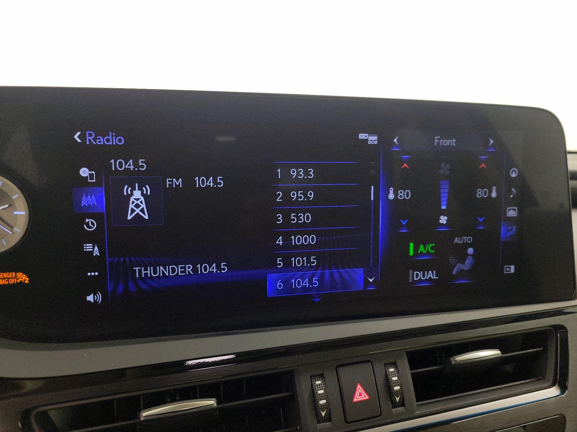 Thumbnail: 2022 Lexus ES - 16