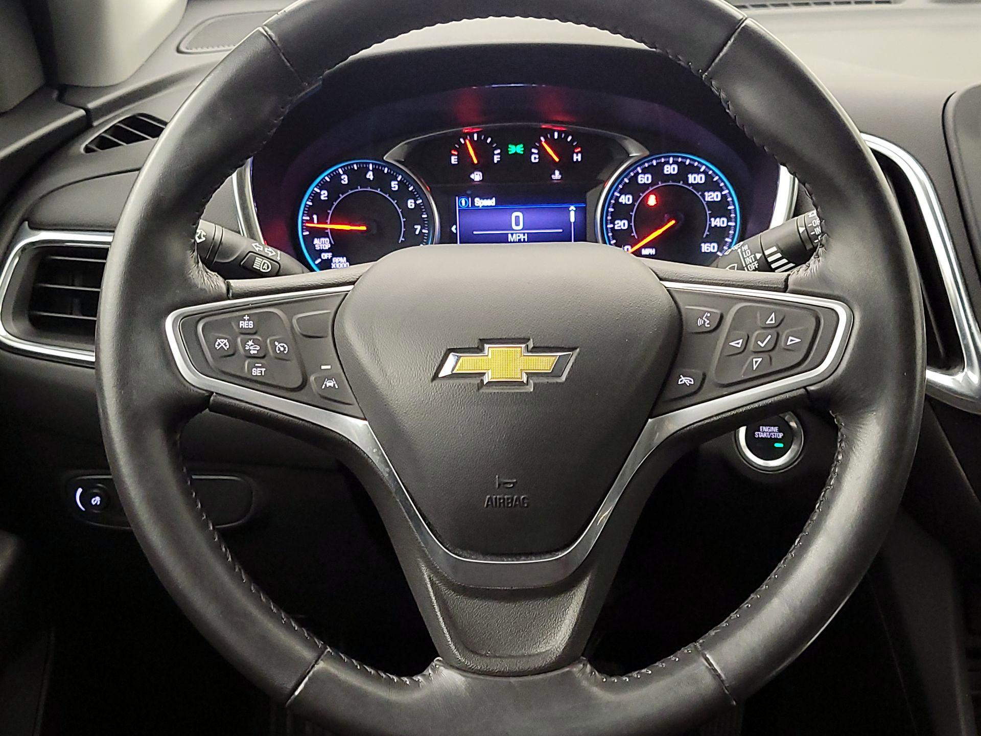 Thumbnail: 2022 Chevrolet Equinox - 10