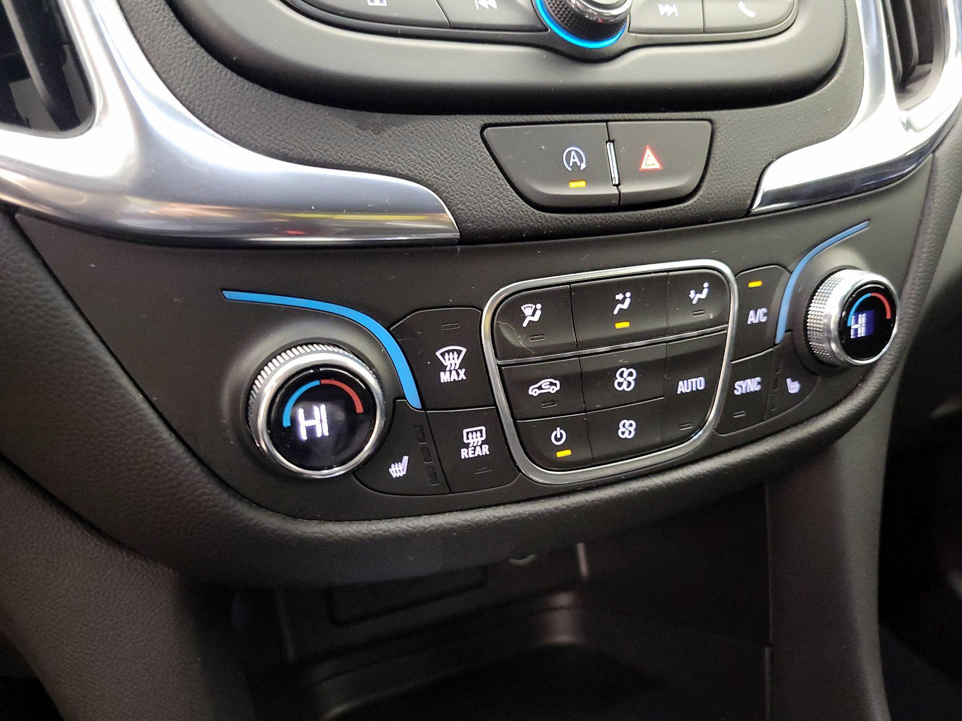 Thumbnail: 2022 Chevrolet Equinox - 16