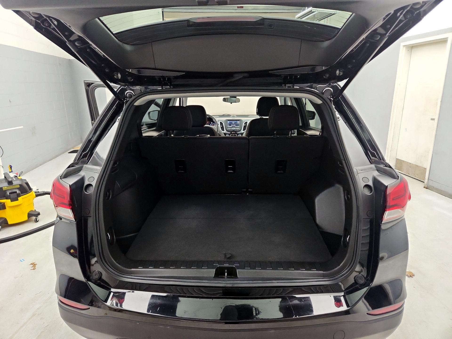 Thumbnail: 2022 Chevrolet Equinox - 20