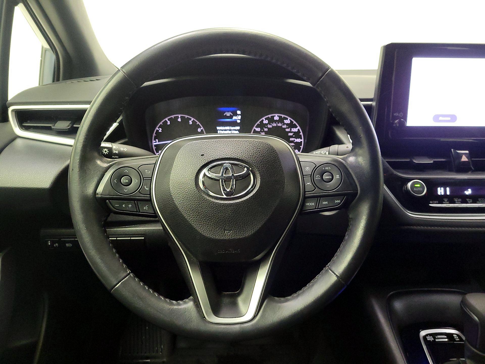 Thumbnail: 2023 Toyota Corolla - 10