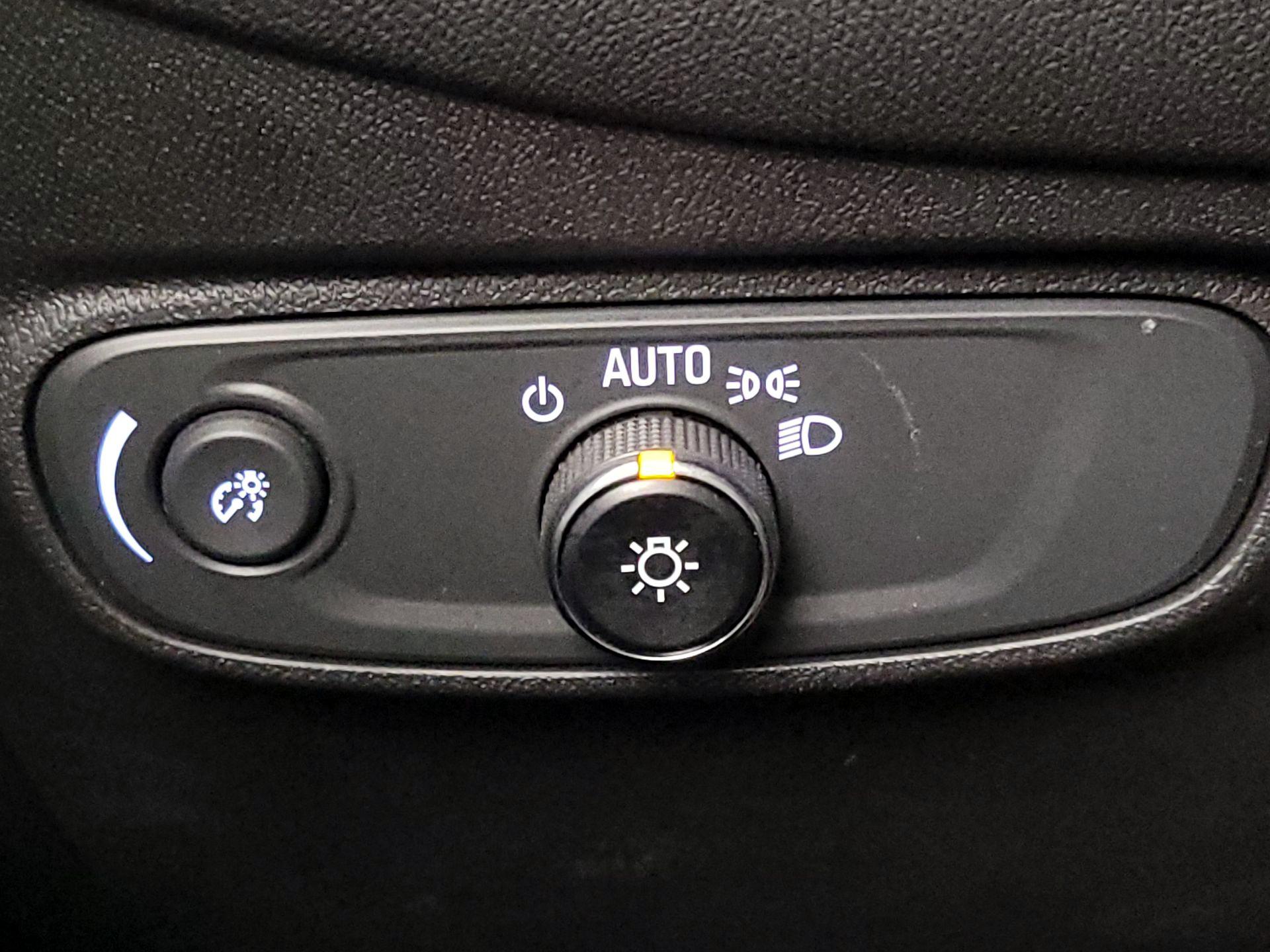 Thumbnail: 2022 Chevrolet Equinox - 13