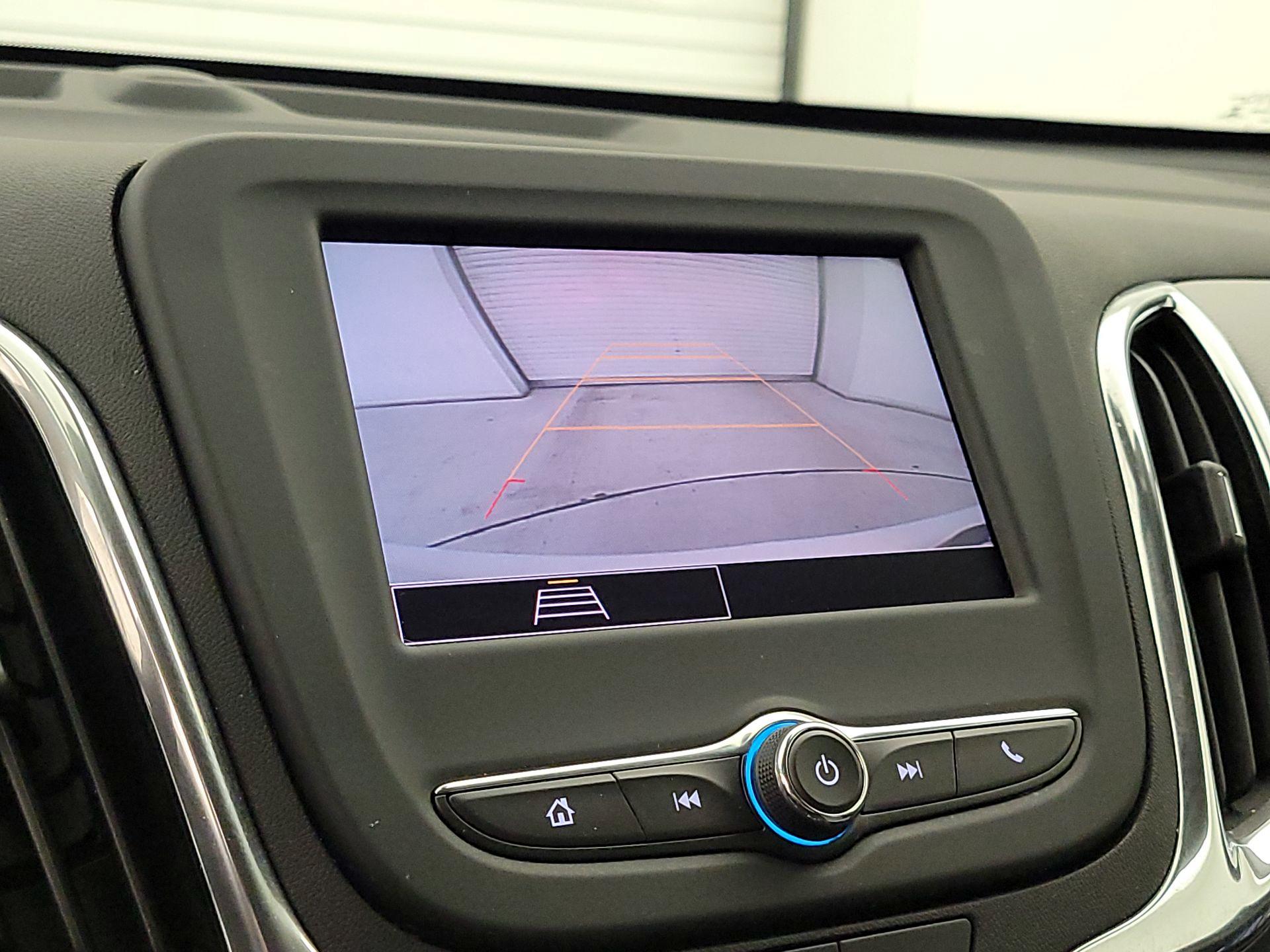 Thumbnail: 2022 Chevrolet Equinox - 14