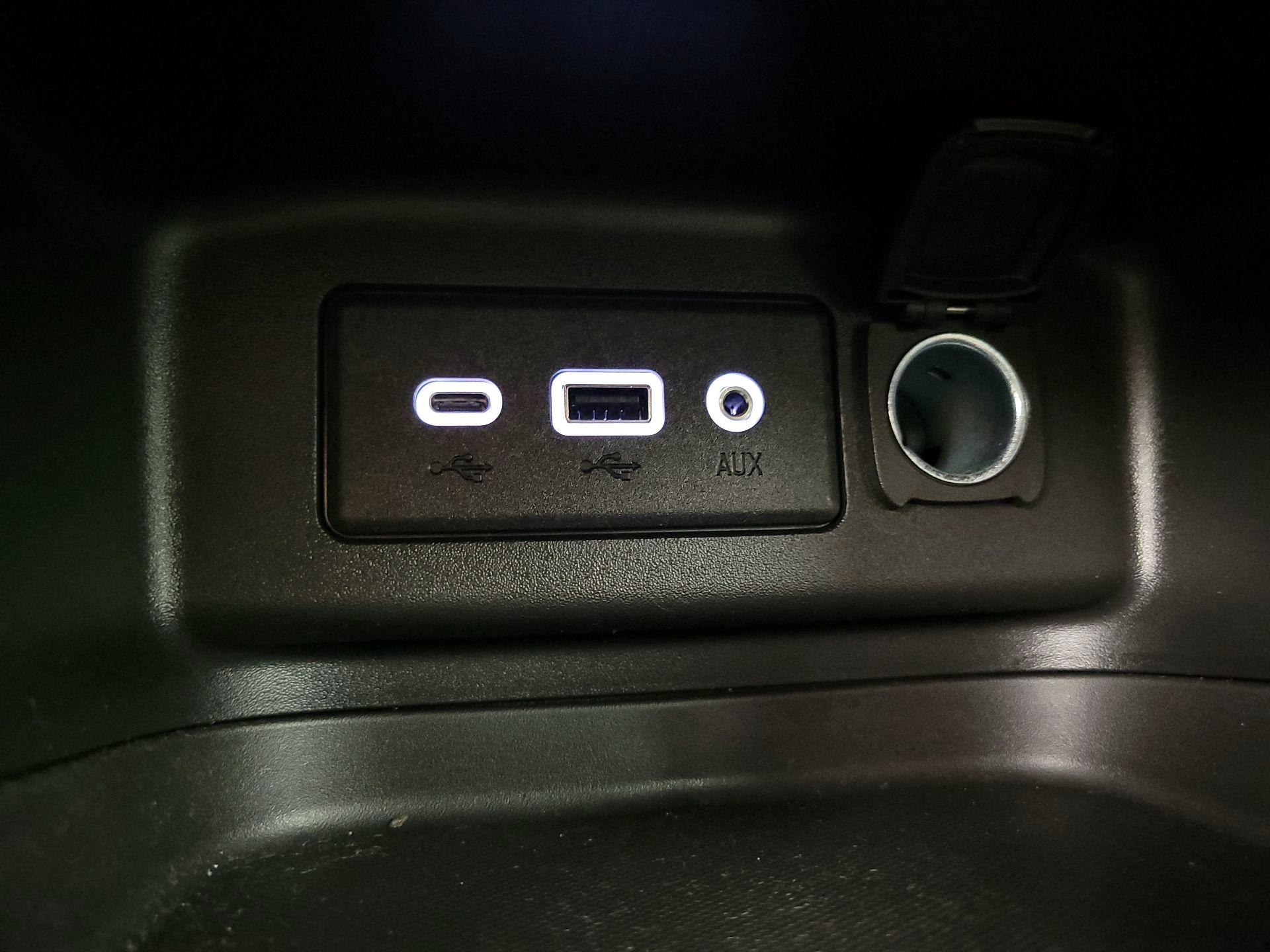 Thumbnail: 2022 Chevrolet Equinox - 18