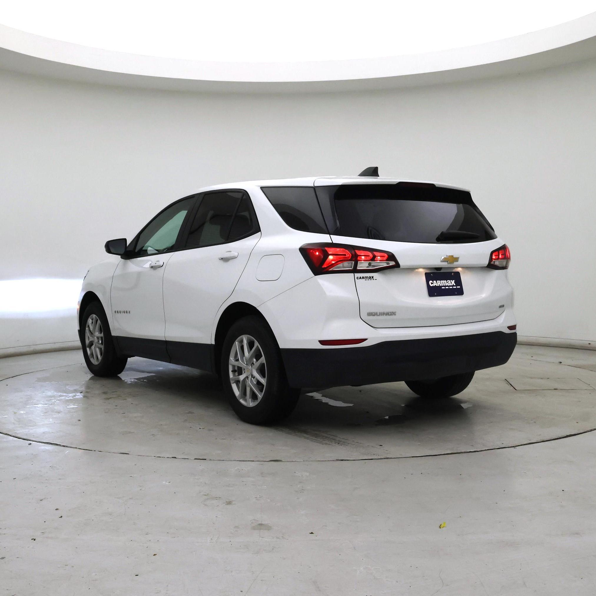 Thumbnail: 2022 Chevrolet Equinox - 2