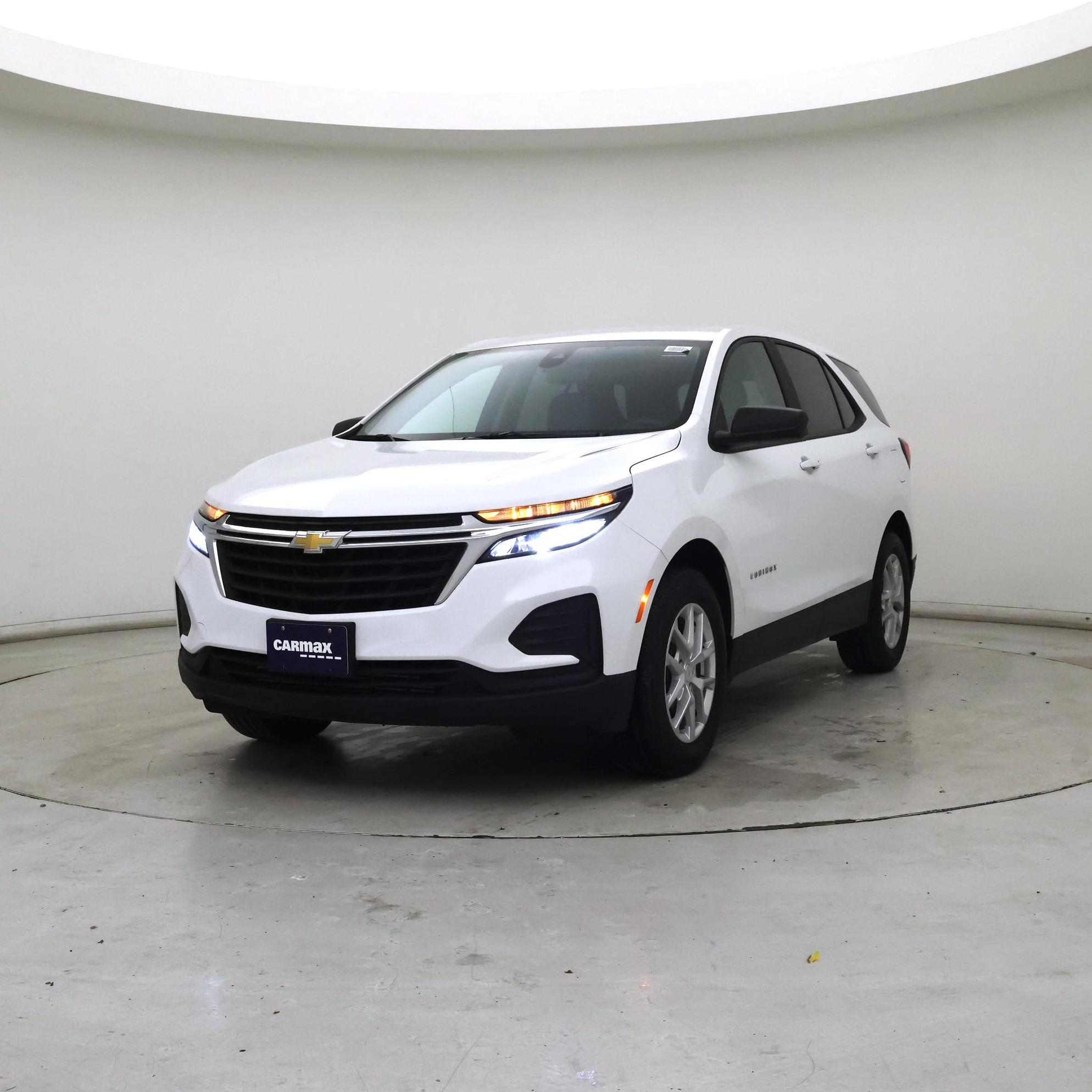 Thumbnail: 2022 Chevrolet Equinox - 4