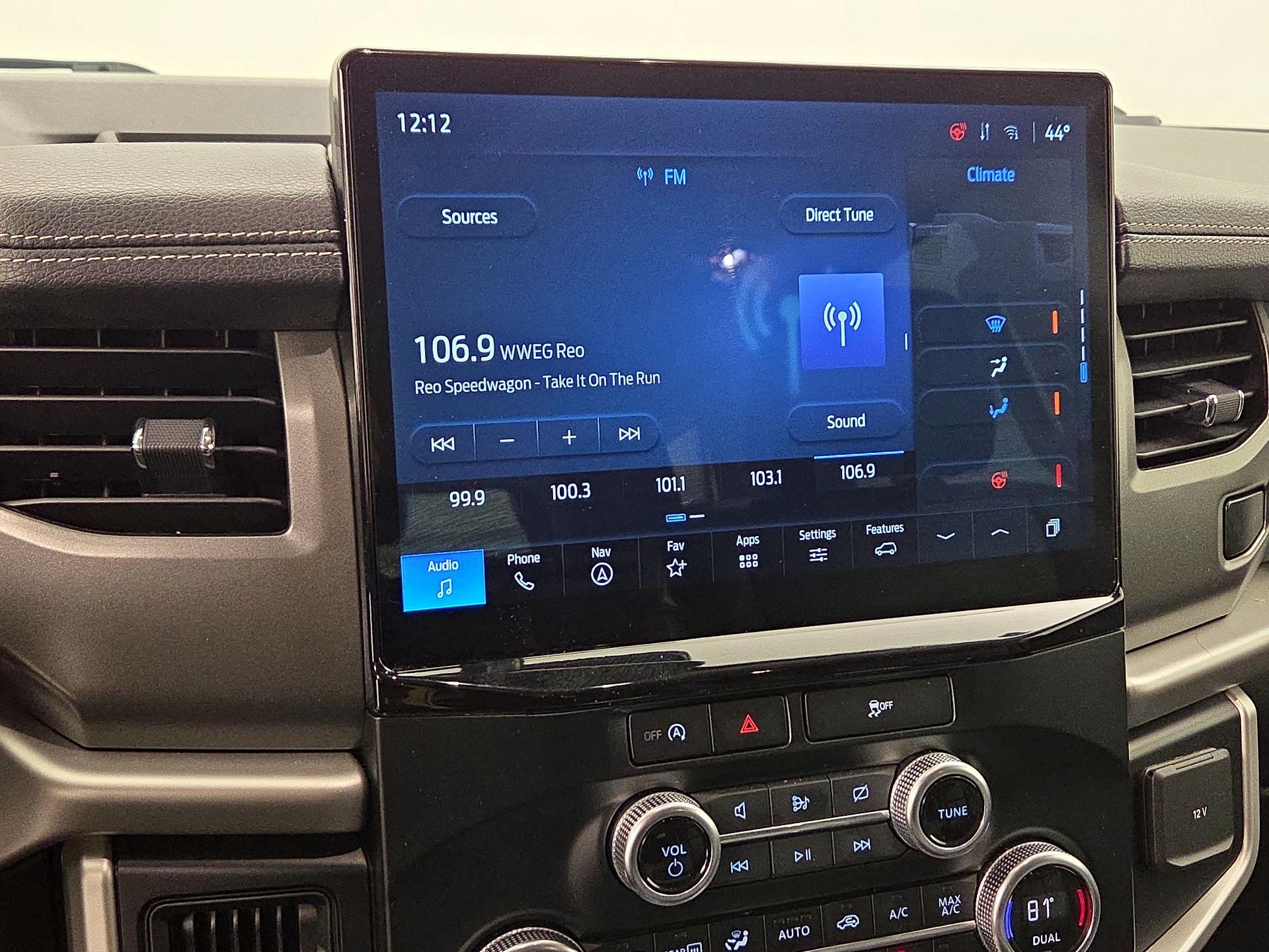 Thumbnail: 2024 Ford Expedition - 16