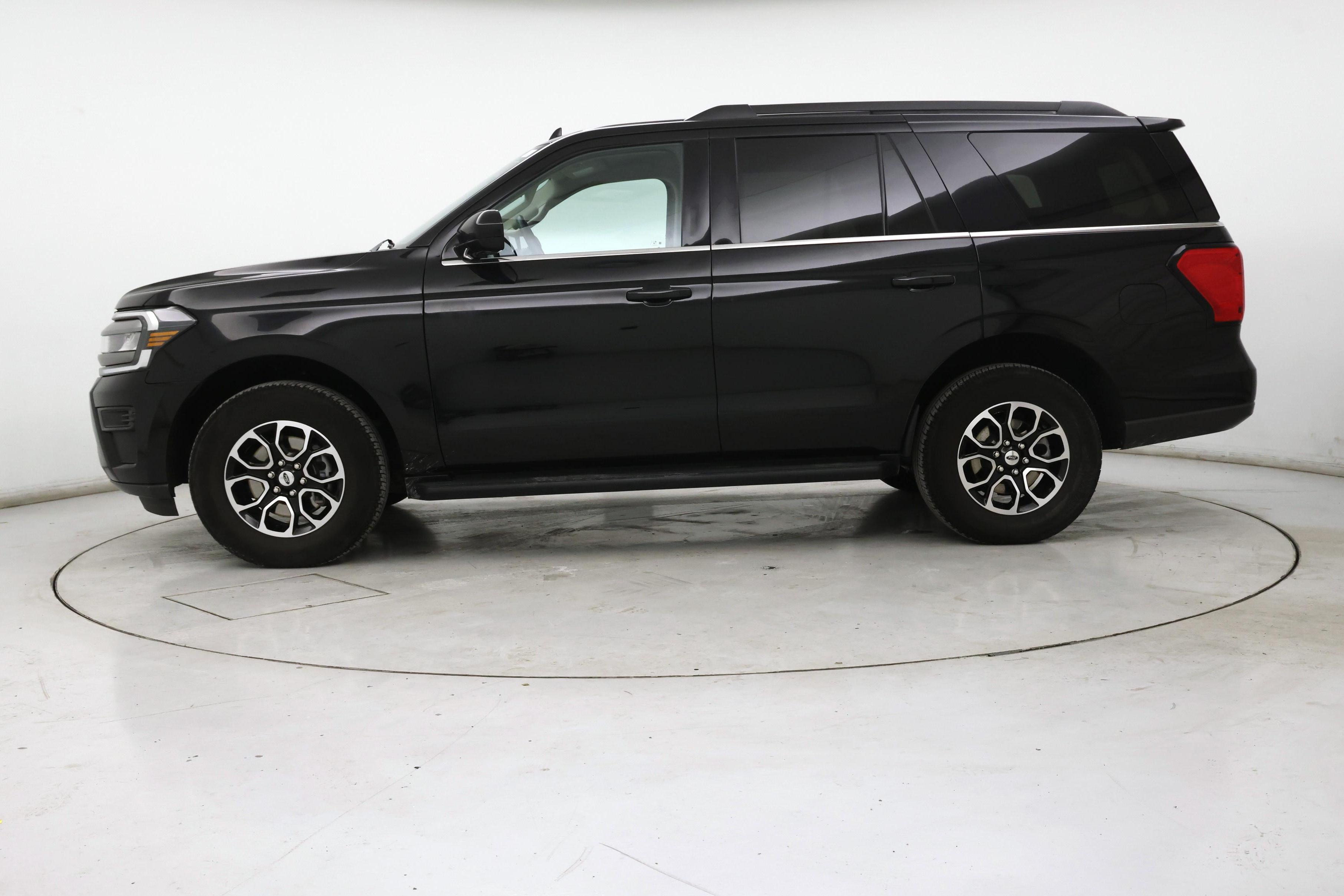 Thumbnail: 2024 Ford Expedition - 3