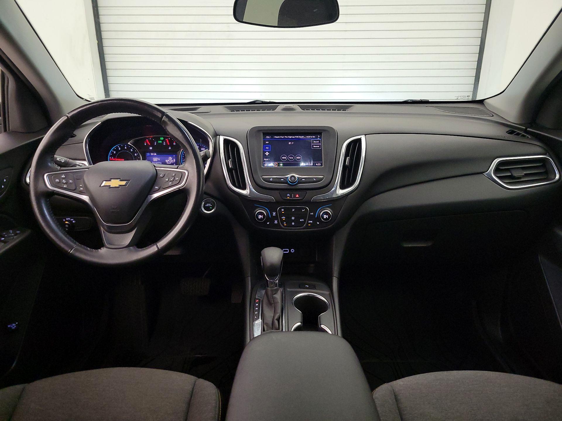 Thumbnail: 2022 Chevrolet Equinox - 9