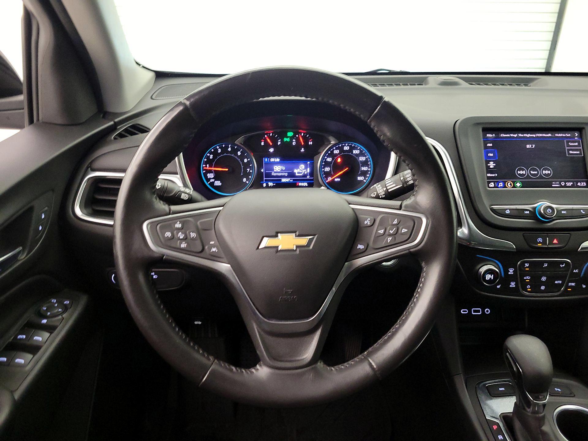 Thumbnail: 2022 Chevrolet Equinox - 10