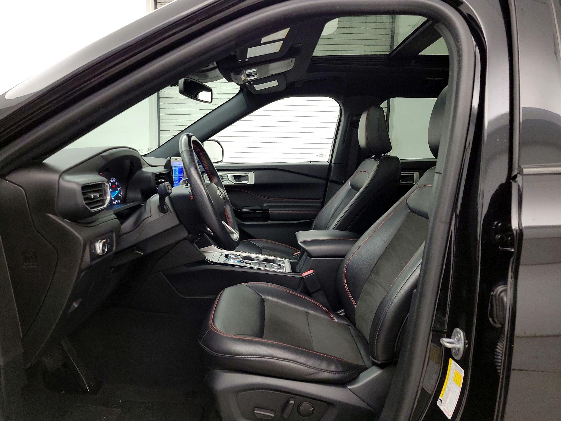 Thumbnail: 2022 Ford Explorer - 11