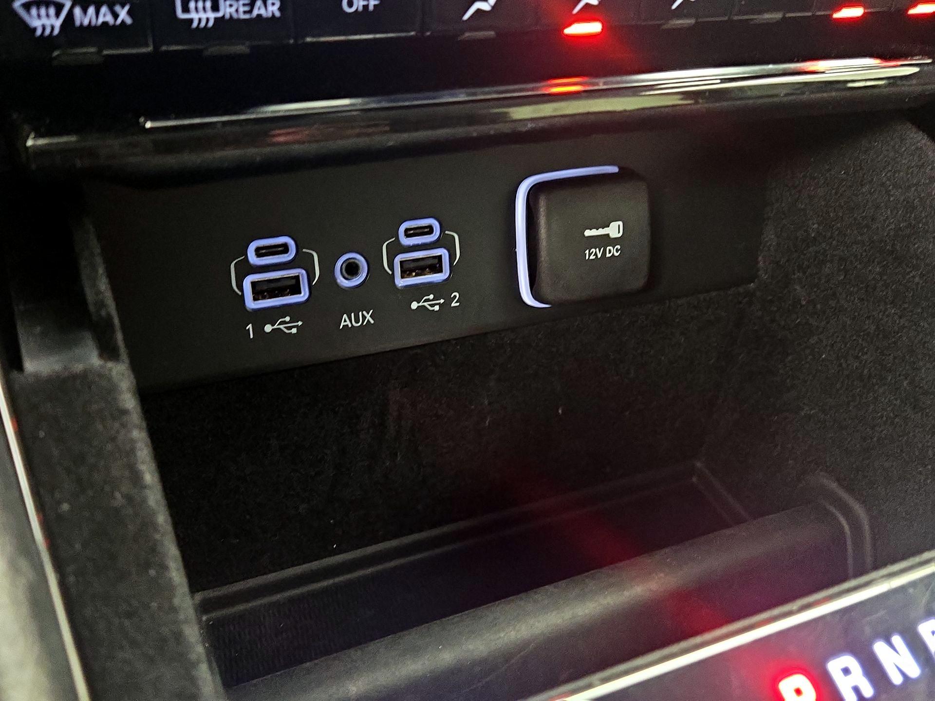 Thumbnail: 2022 Jeep Grand Cherokee L - 18